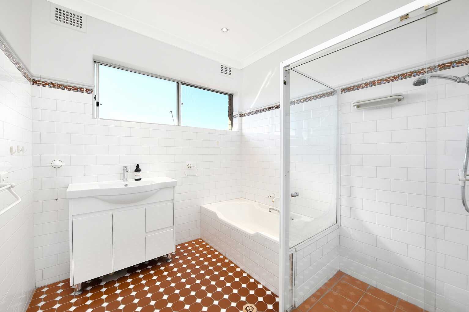 8/31-33 Bembridge Street Carlton