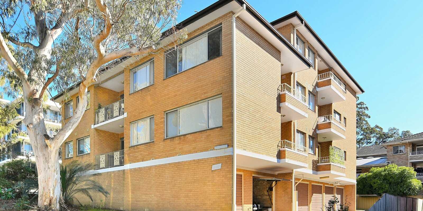 8/31-33 Bembridge Street Carlton