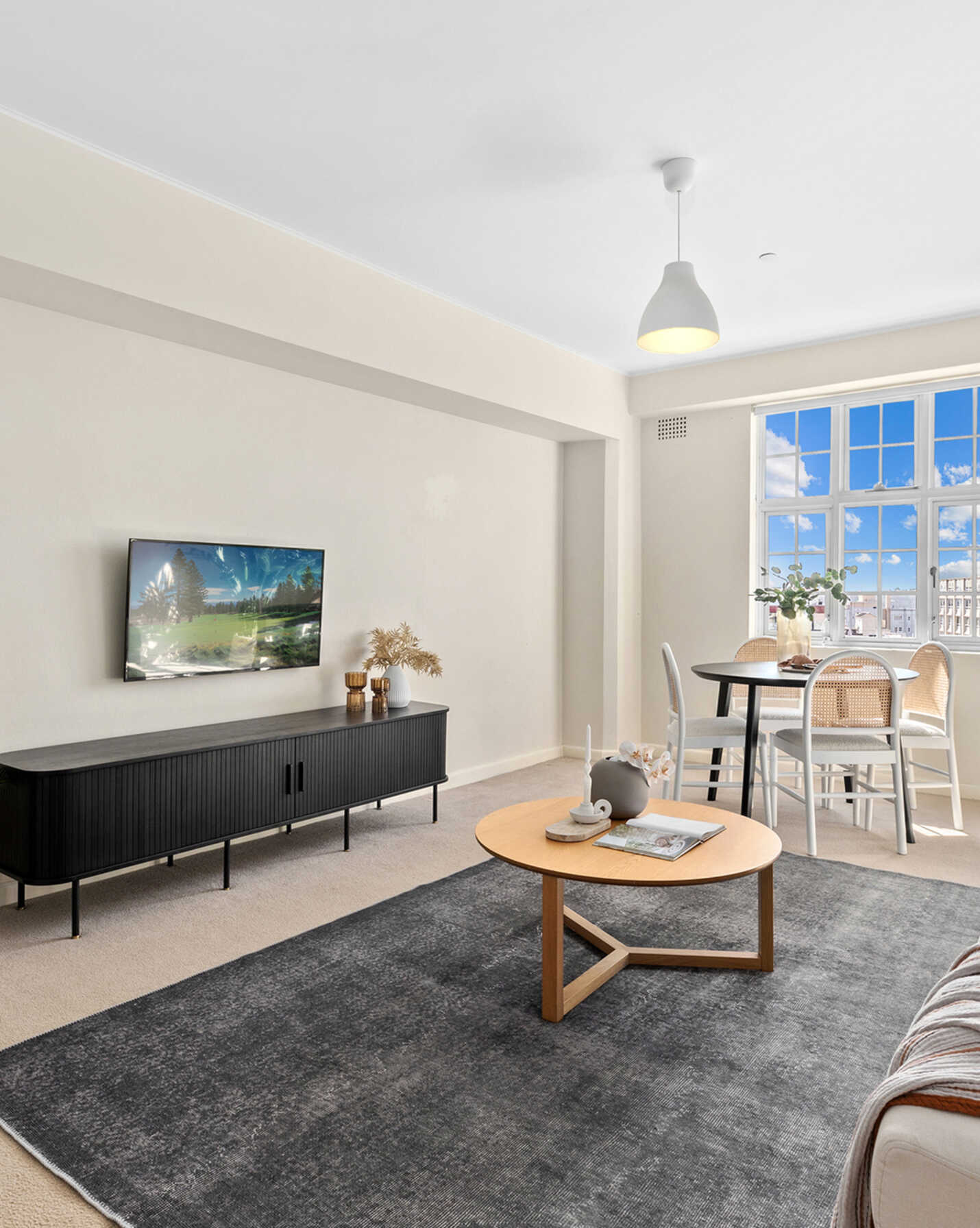 81/1a Elizabeth Bay Road Potts Point, Point - Thumbnail 2