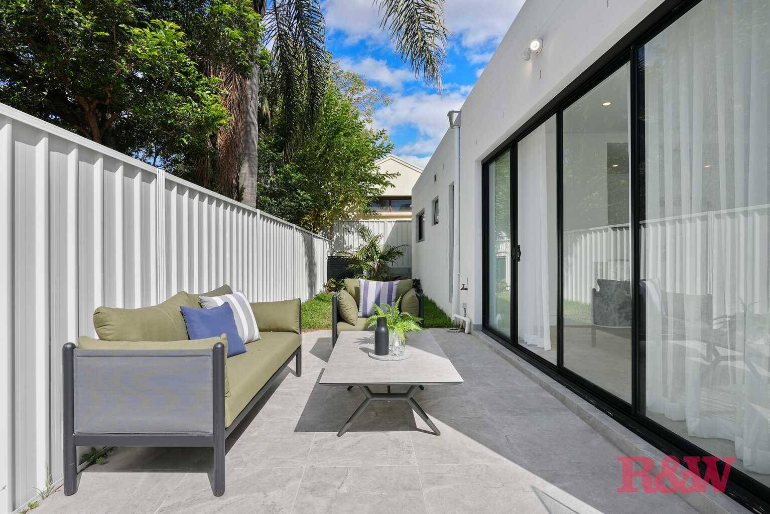 10 JERSEY ROAD Strathfield 10 JERSEY ROAD Strathfield