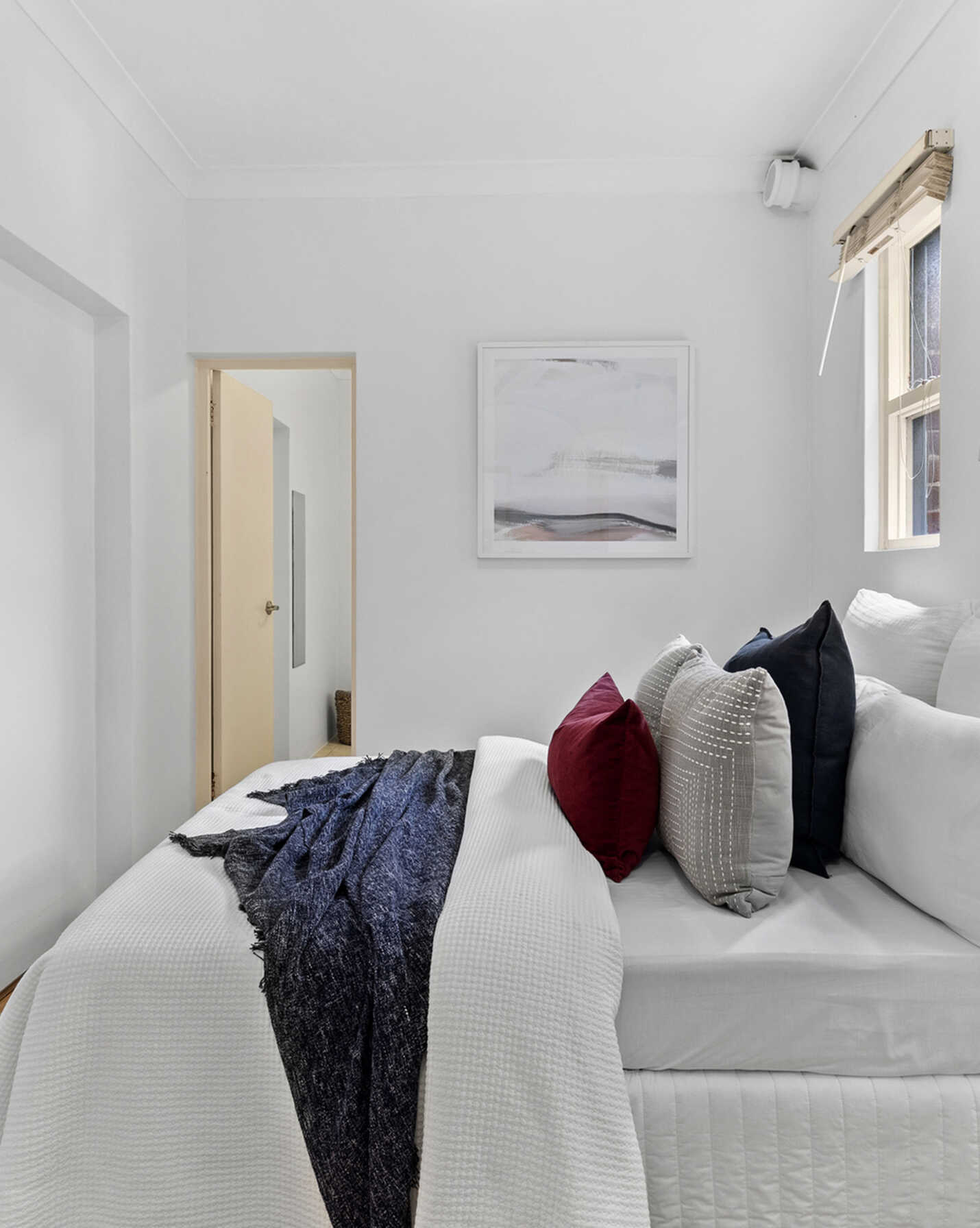 10/103 Cathedral Street Woolloomooloo, Woolloomooloo - Thumbnail 2