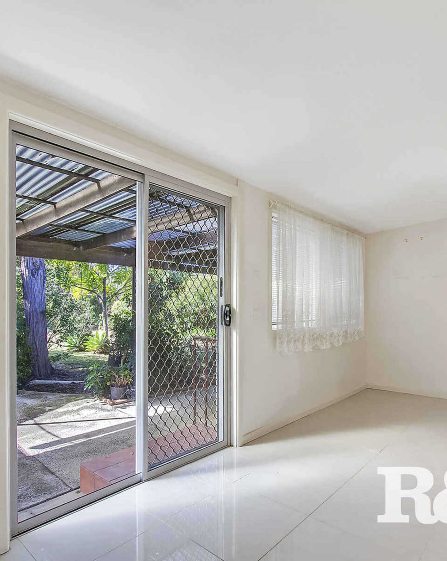 14 Cedar Crescent North St Marys, Marys - Thumbnail 5