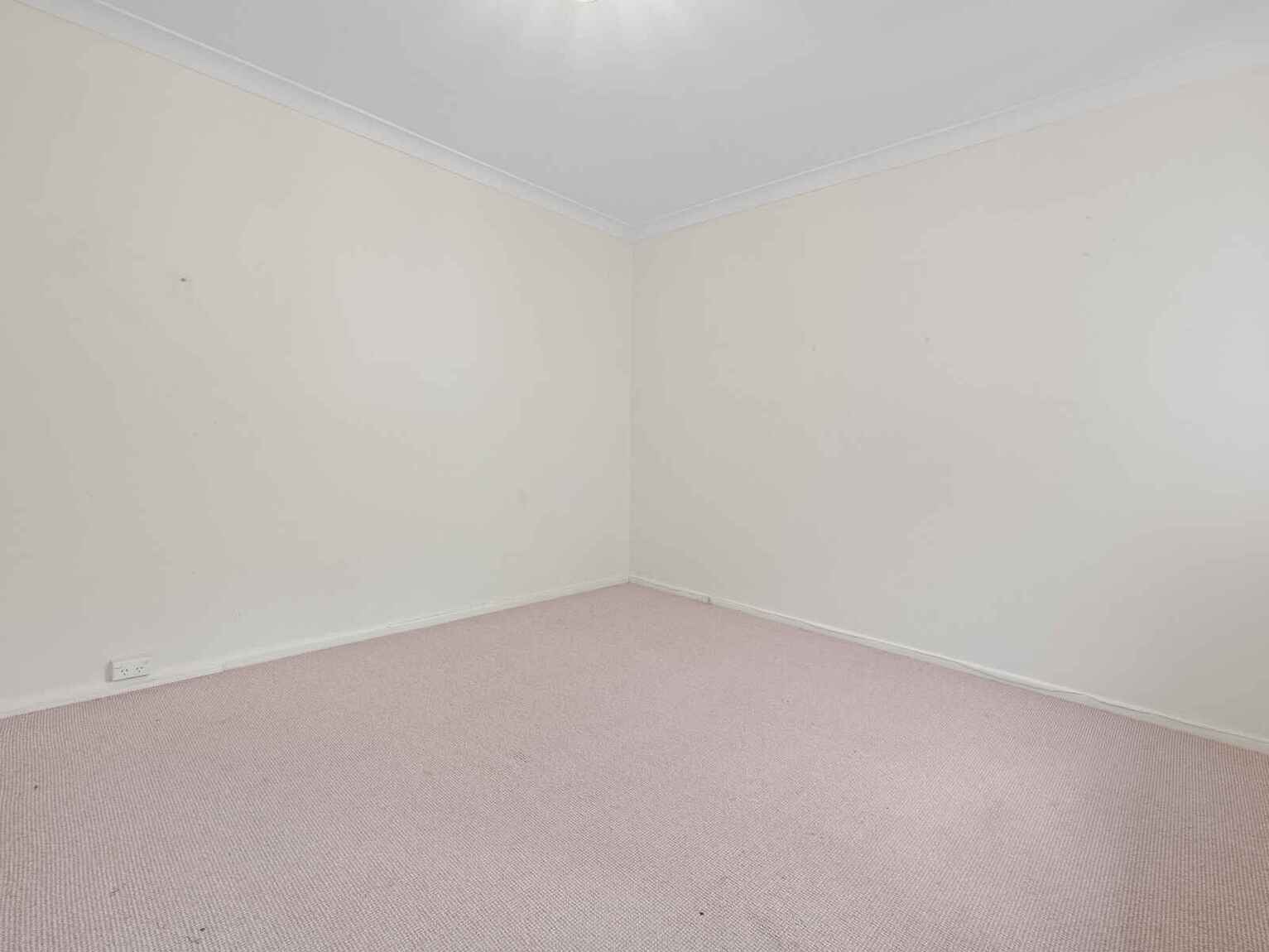 15/8-12 Minter Street Canterbury