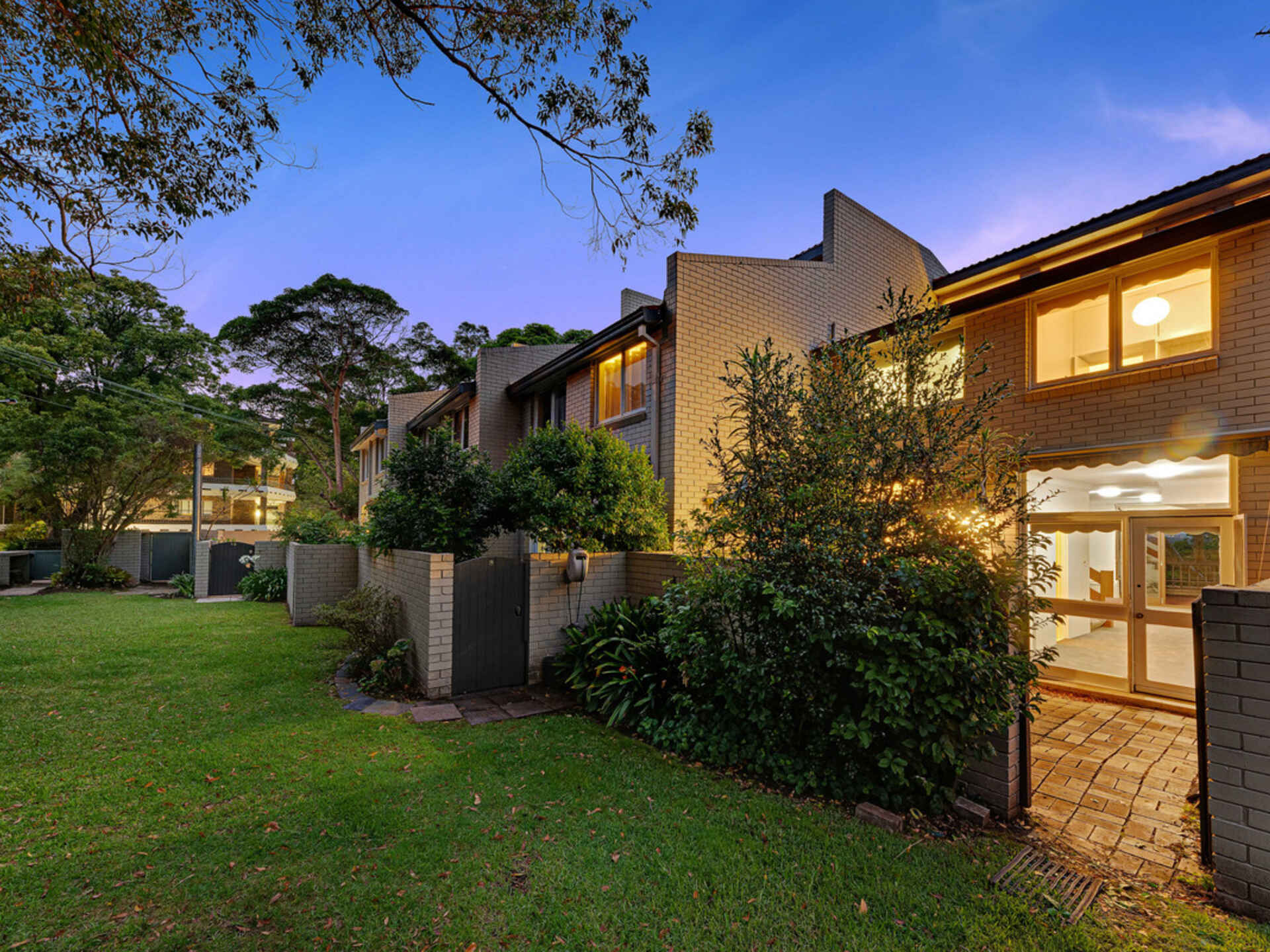 7/7-9 Goodchap Road Chatswood
