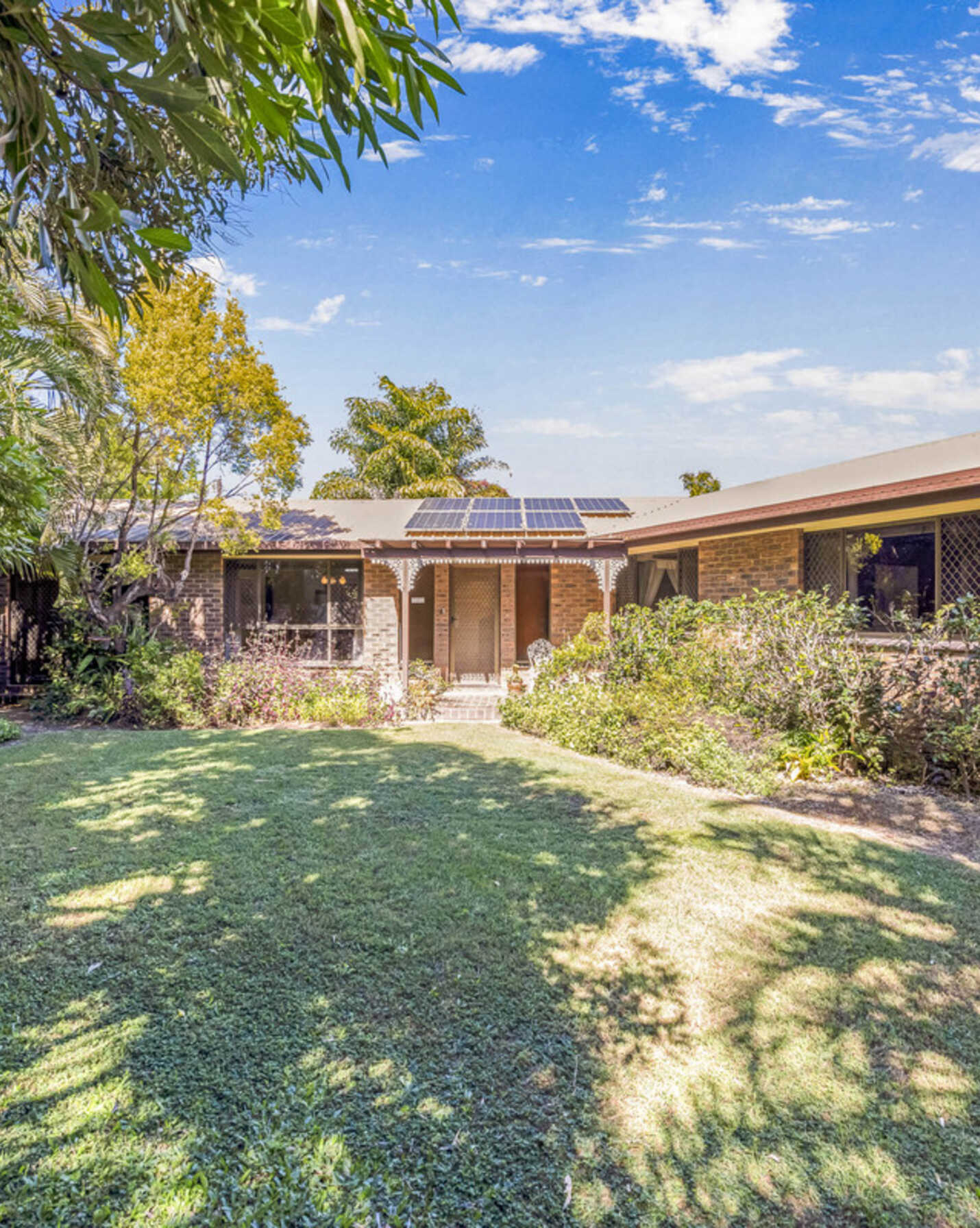 28 Avenell Street Avenell Heights, Heights - Thumbnail 2