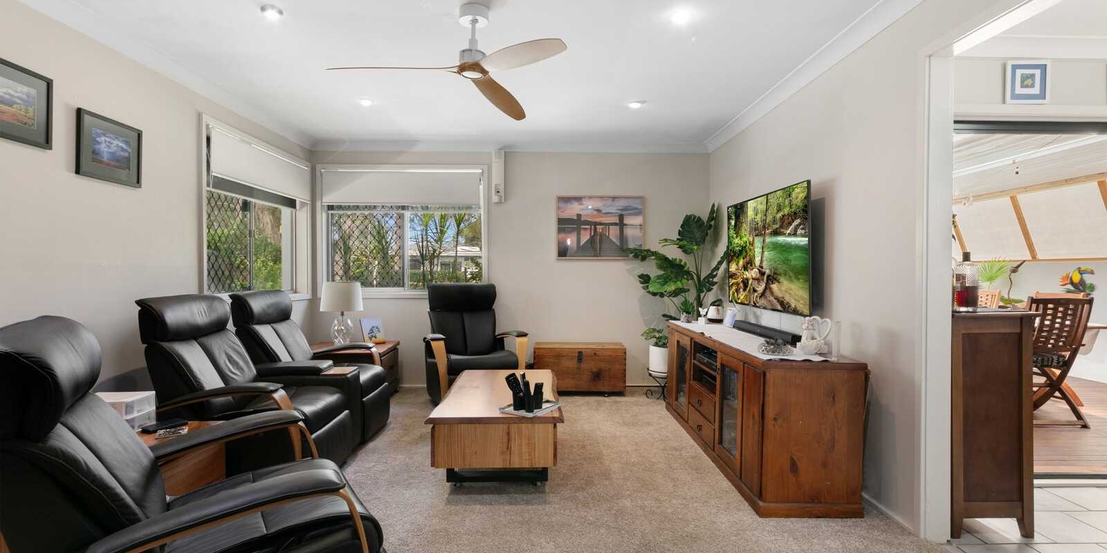 21 Crown Road Umina Beach 21 Crown Road Umina Beach