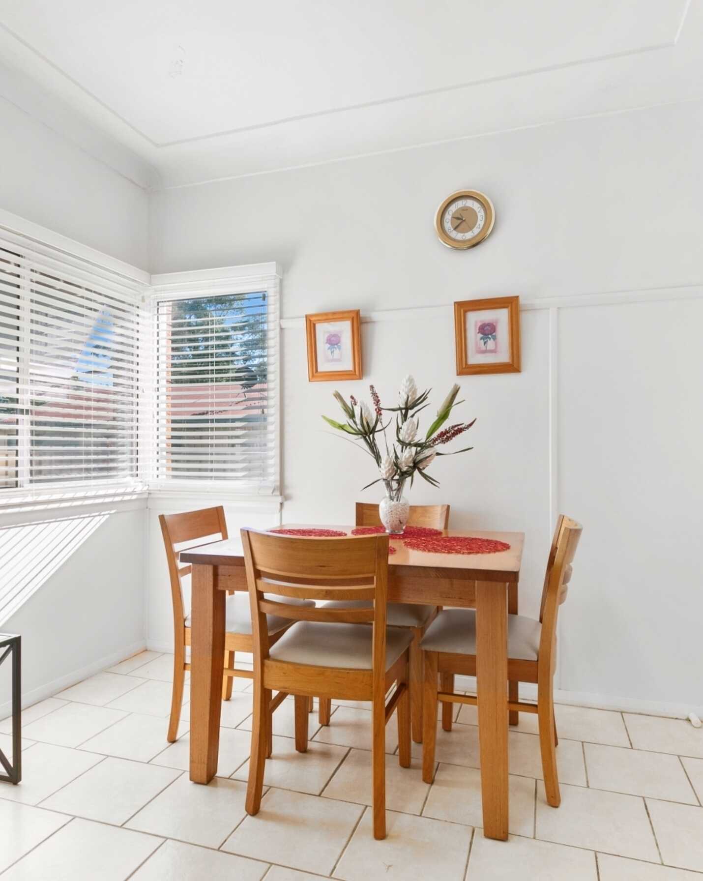 63 Memorial Av Blackwall, Blackwall - Thumbnail 4