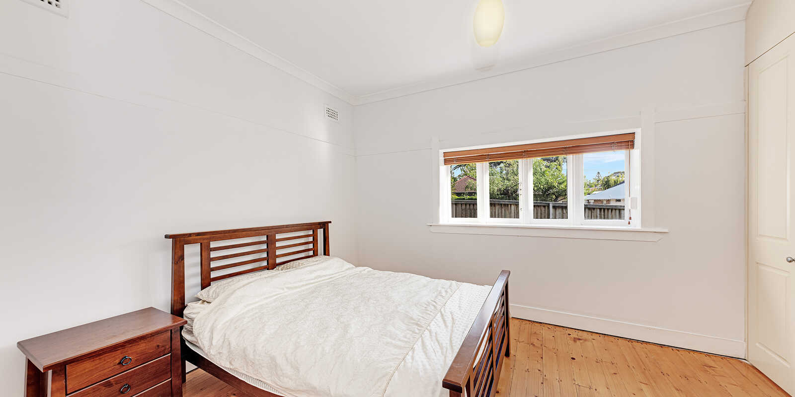 107 Eastern Valley Way Castlecrag 107 Eastern Valley Way Castlecrag
