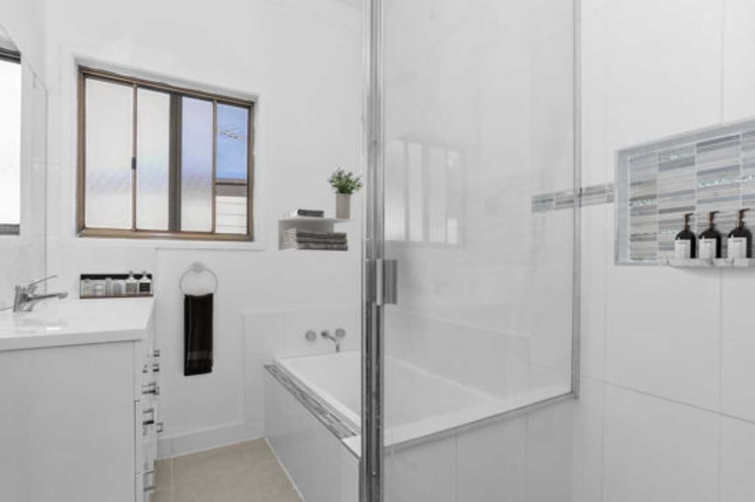 12 Dianthus Avenue Banksia Beach 12 Dianthus Avenue Banksia Beach