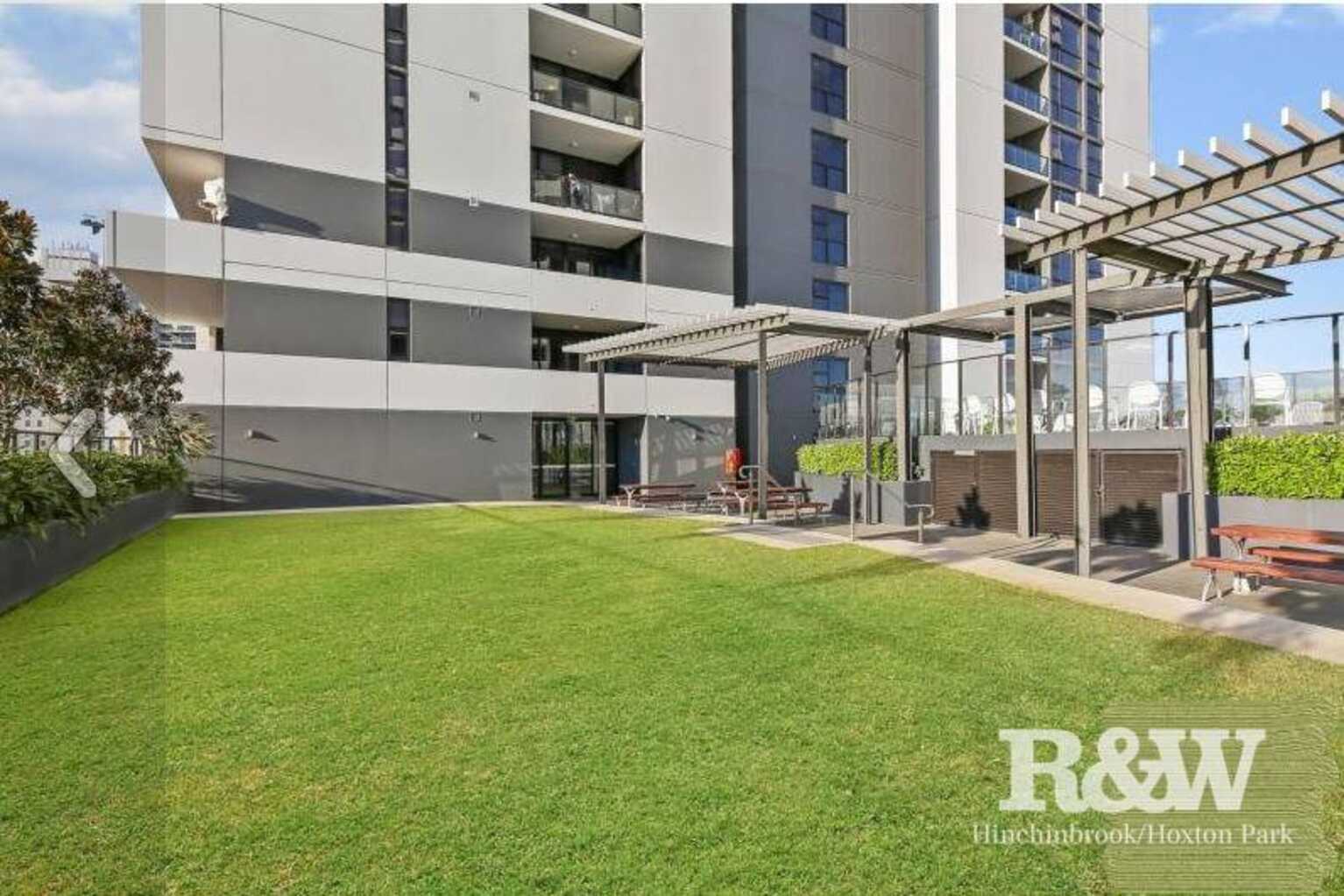 2201/420 Macquarie Street Liverpool