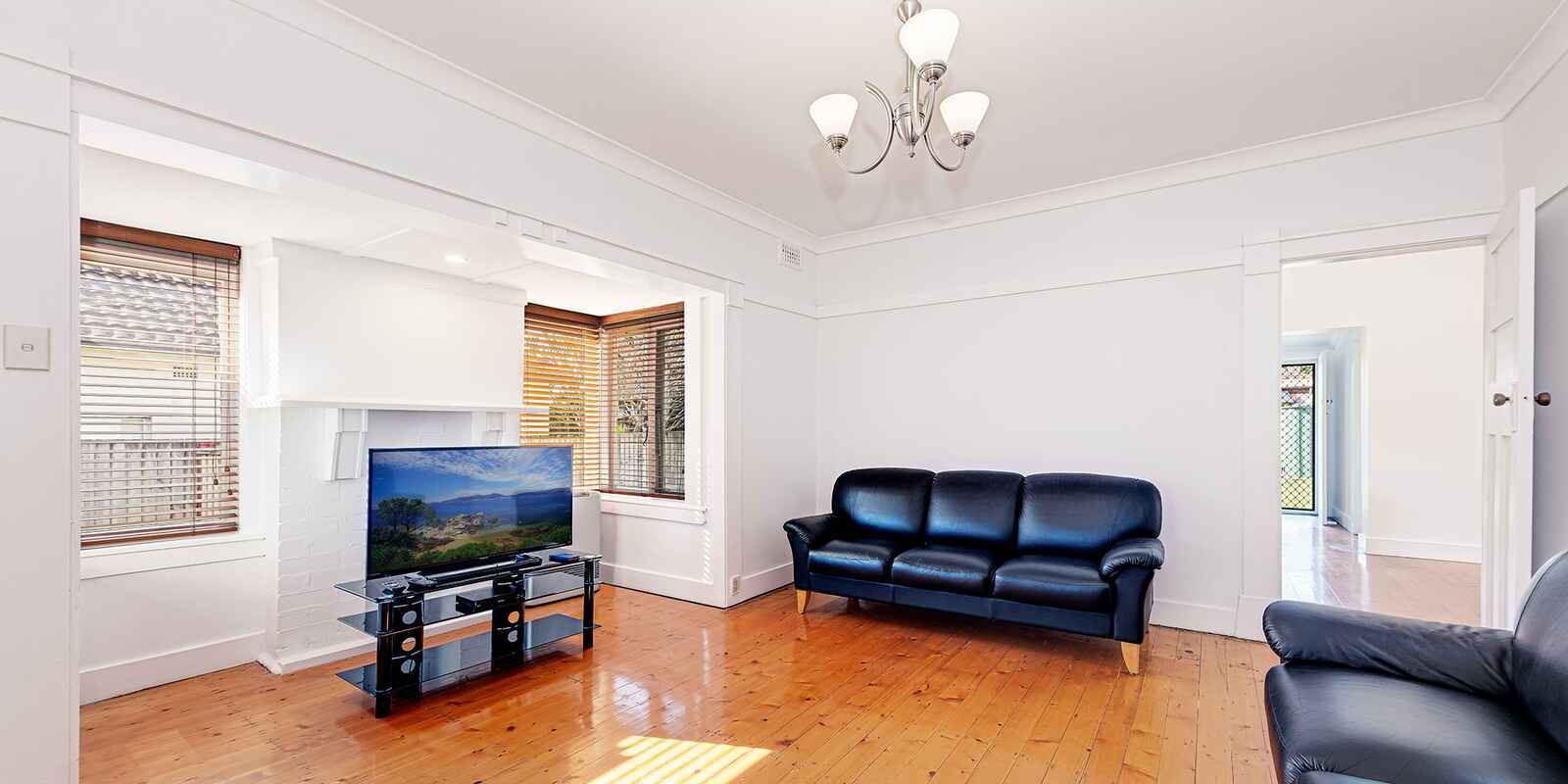 107 Eastern Valley Way Castlecrag