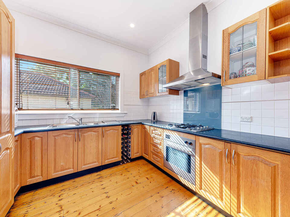 107 Eastern Valley Way Castlecrag