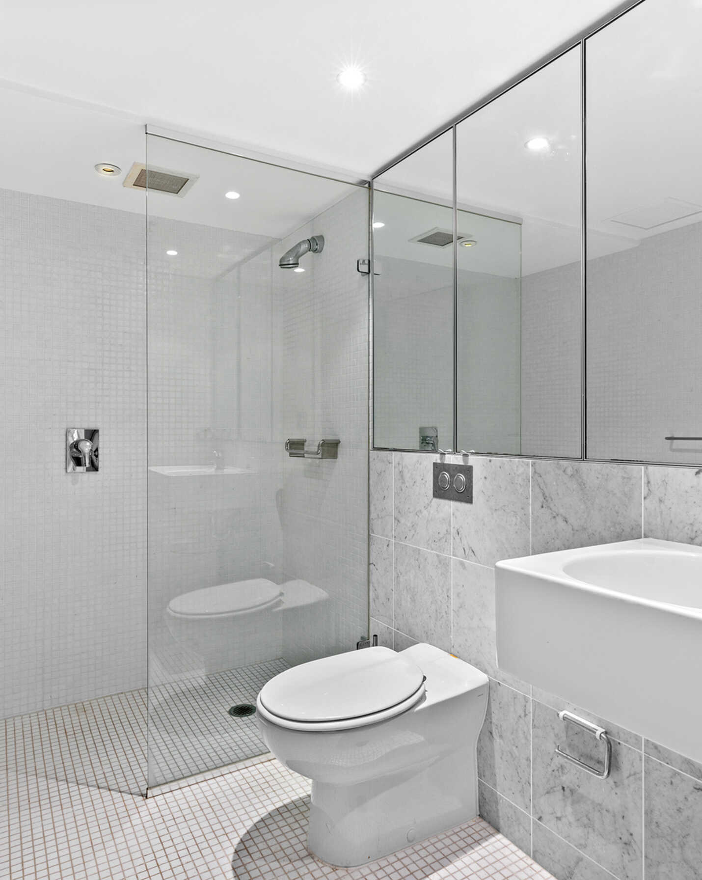 709/2a Elizabeth Bay Road Elizabeth Bay, Bay - Thumbnail 7