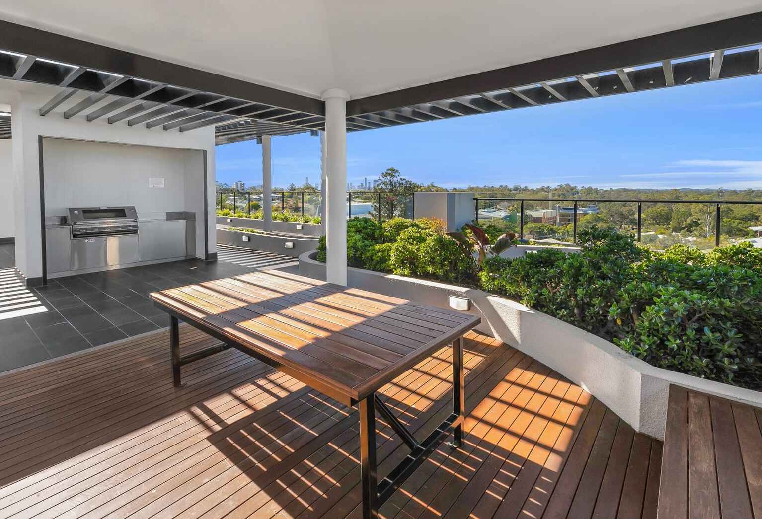 306/131 Clarence Road Indooroopilly