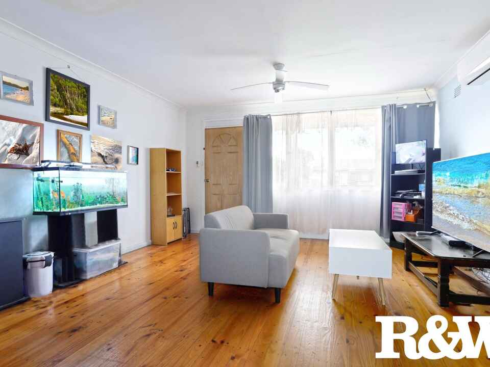 32 & 32A Marquesa Crescent Lethbridge Park