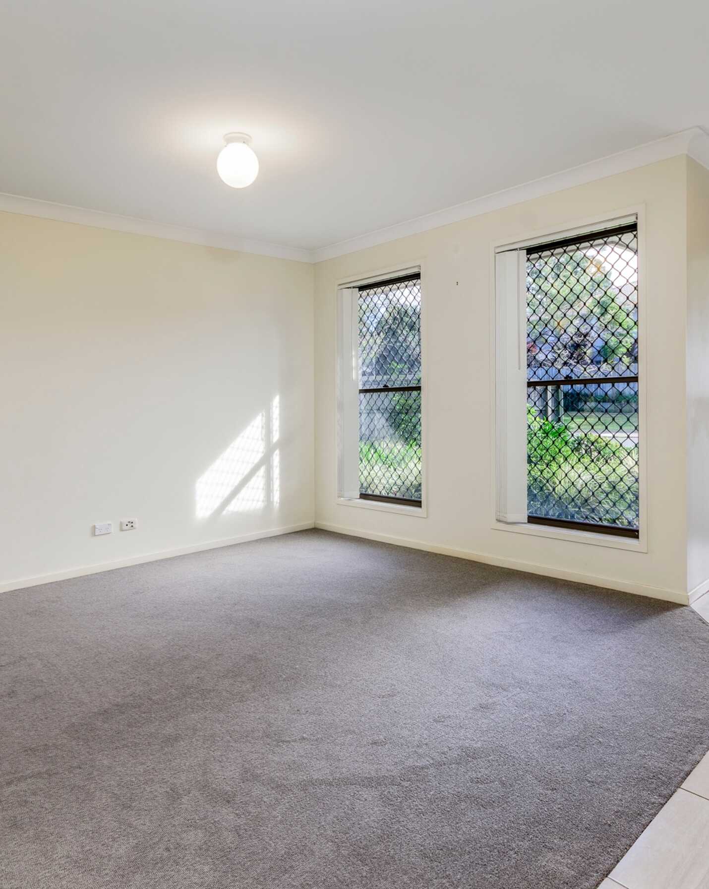12 Piccadilly Street Bellmere, Bellmere - Thumbnail 5