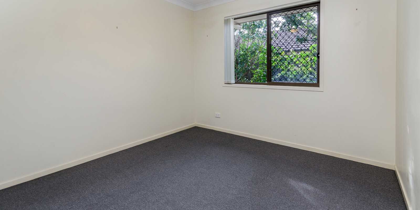 12 Piccadilly Street Bellmere