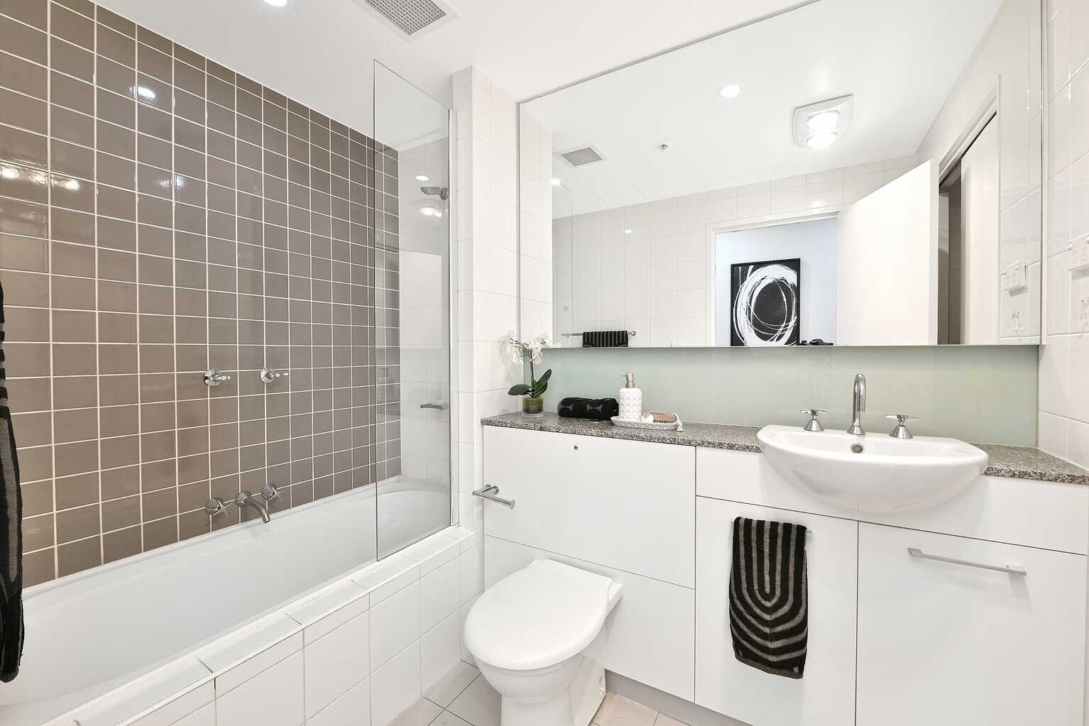309/10 Brodie Spark Drive Wolli Creek 309/10 Brodie Spark Drive Wolli Creek