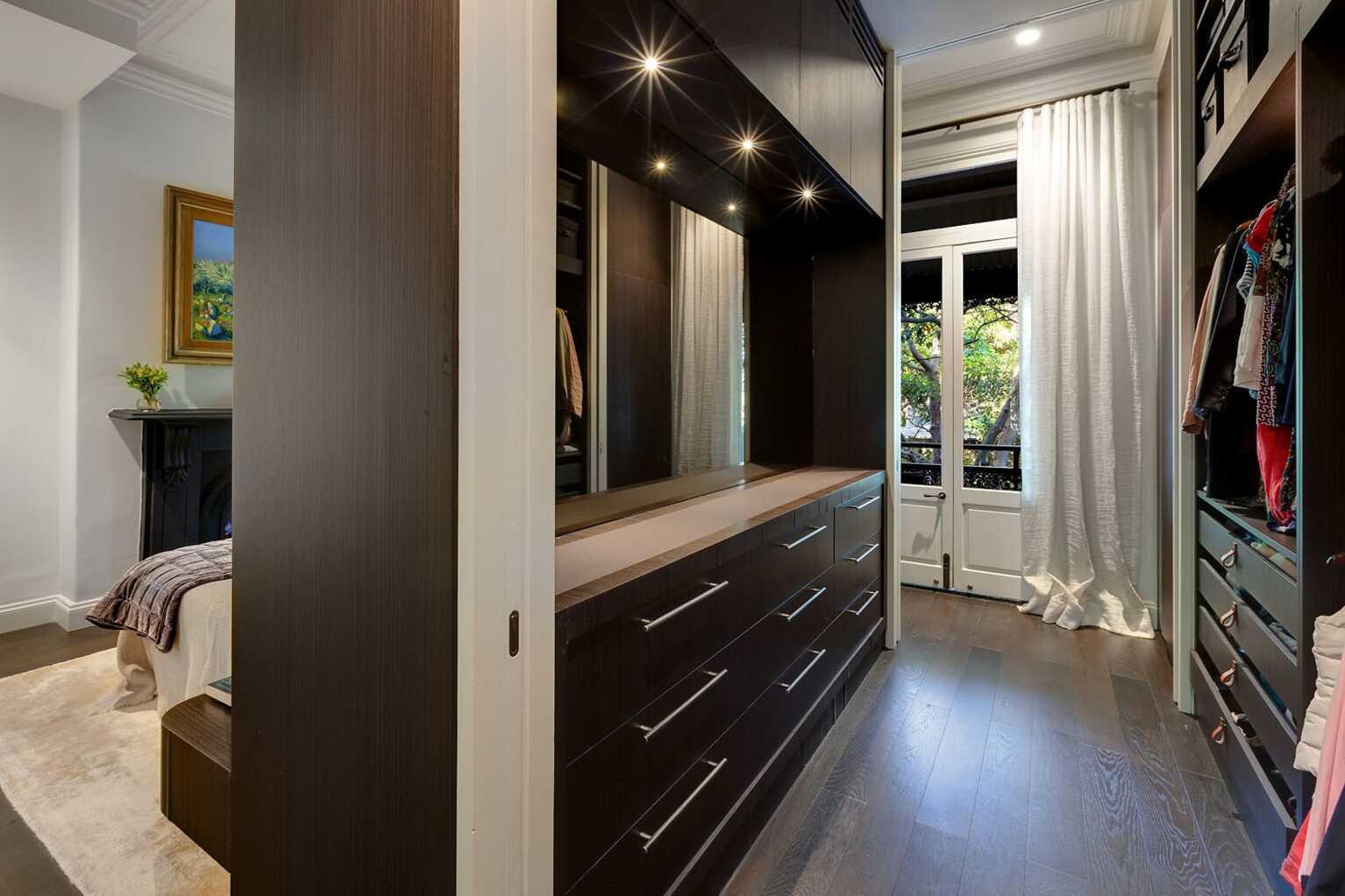 18 Rockwall Crescent Potts Point 18 Rockwall Crescent Potts Point