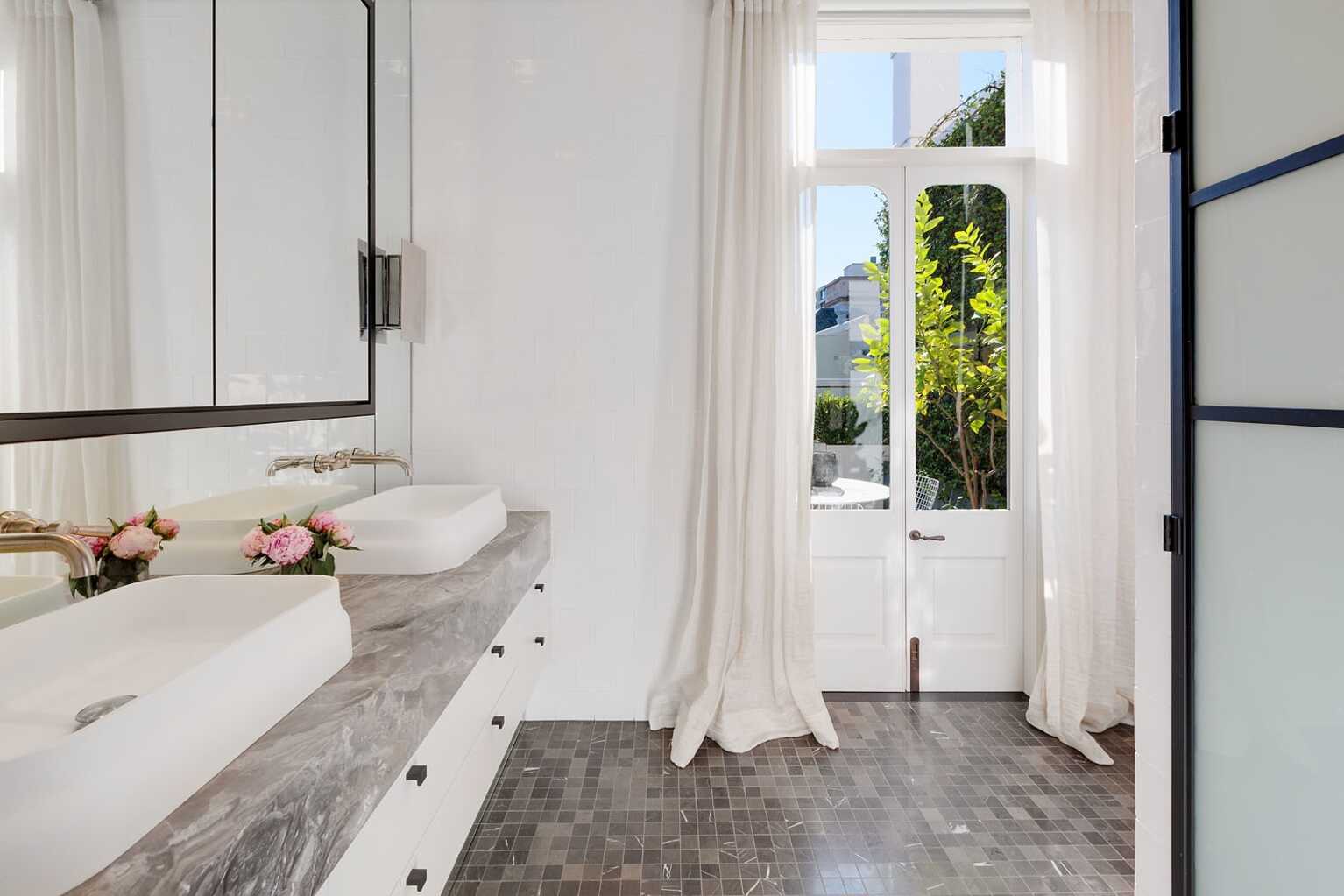 18 Rockwall Crescent Potts Point 18 Rockwall Crescent Potts Point