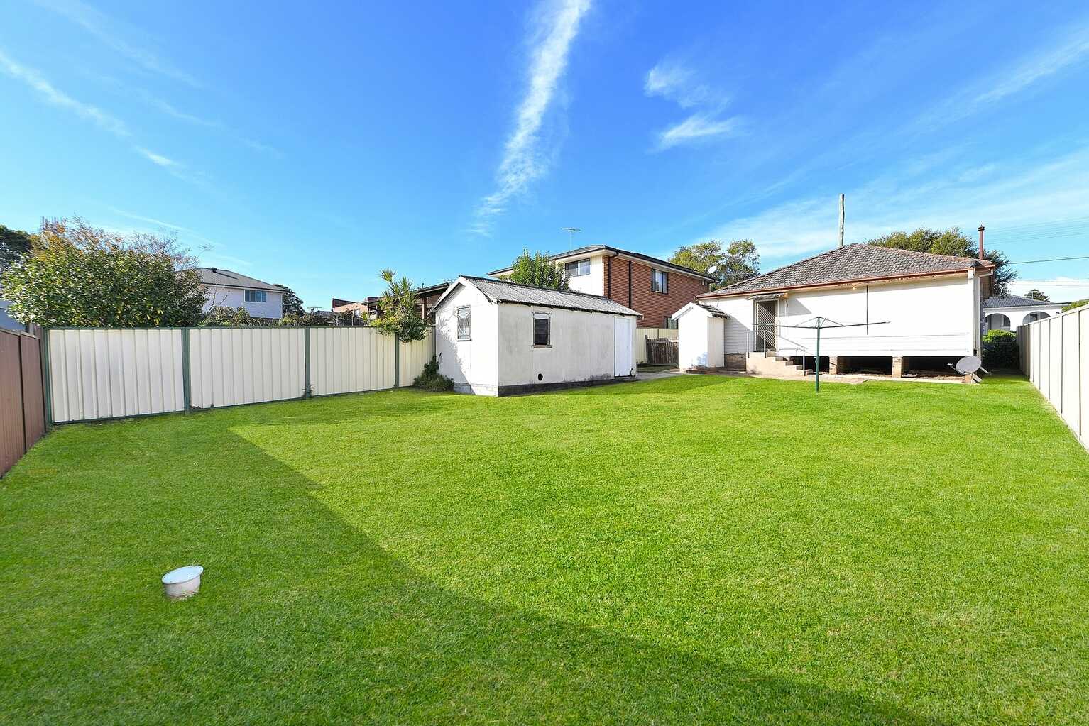 6 Meadowland Road Peakhurst 6 Meadowland Road Peakhurst