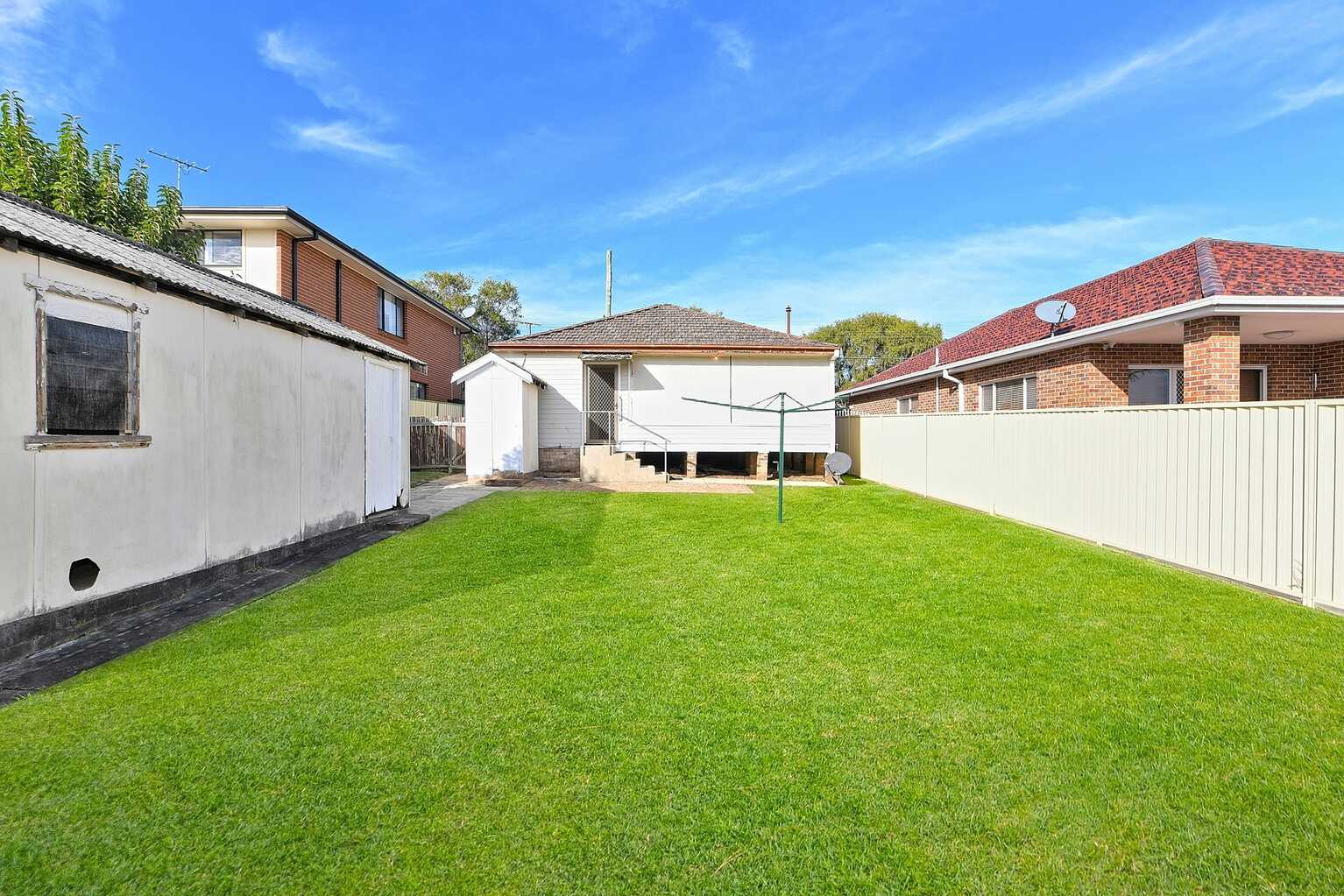 6 Meadowland Road Peakhurst 6 Meadowland Road Peakhurst
