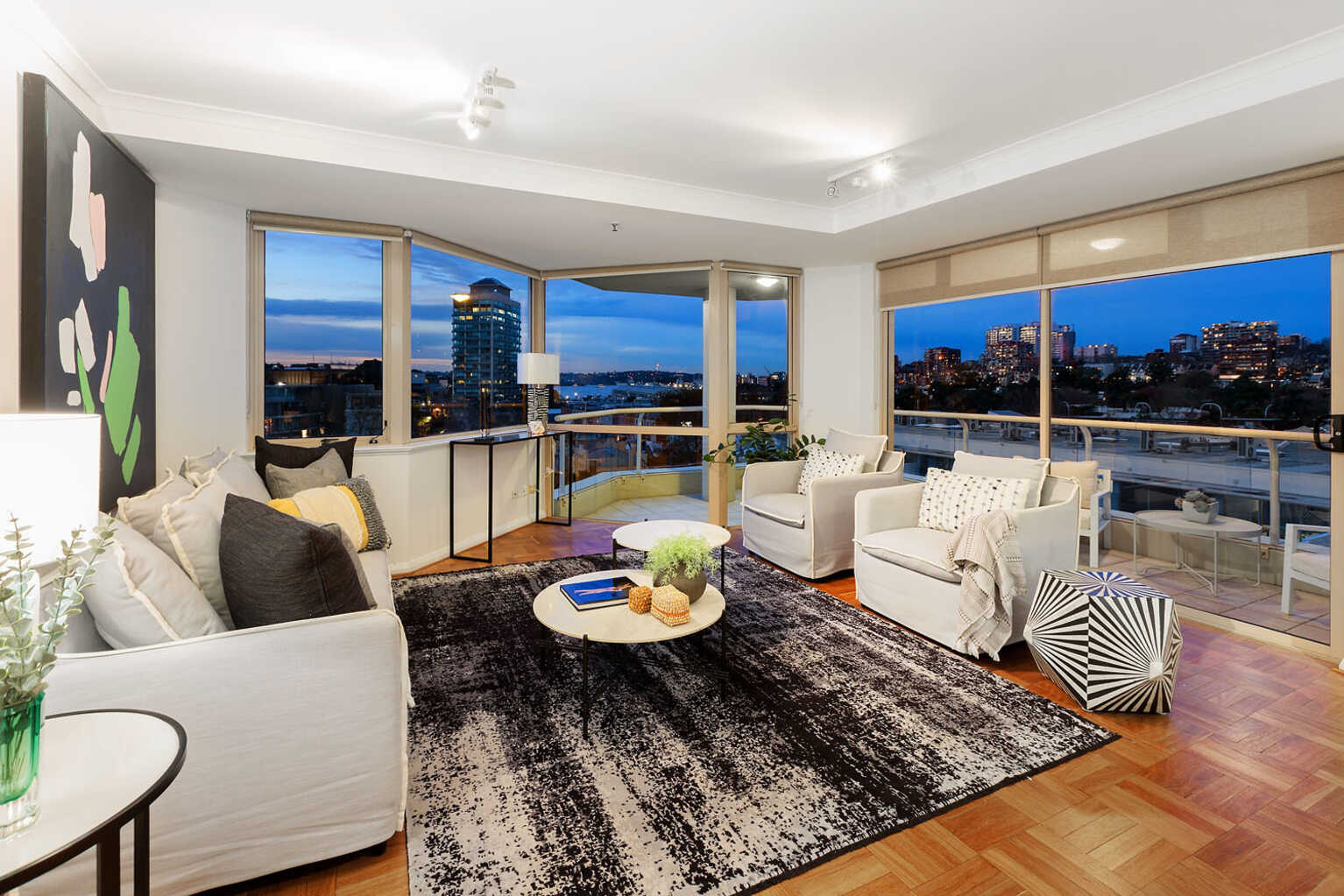 611/63 Crown Street Woolloomooloo