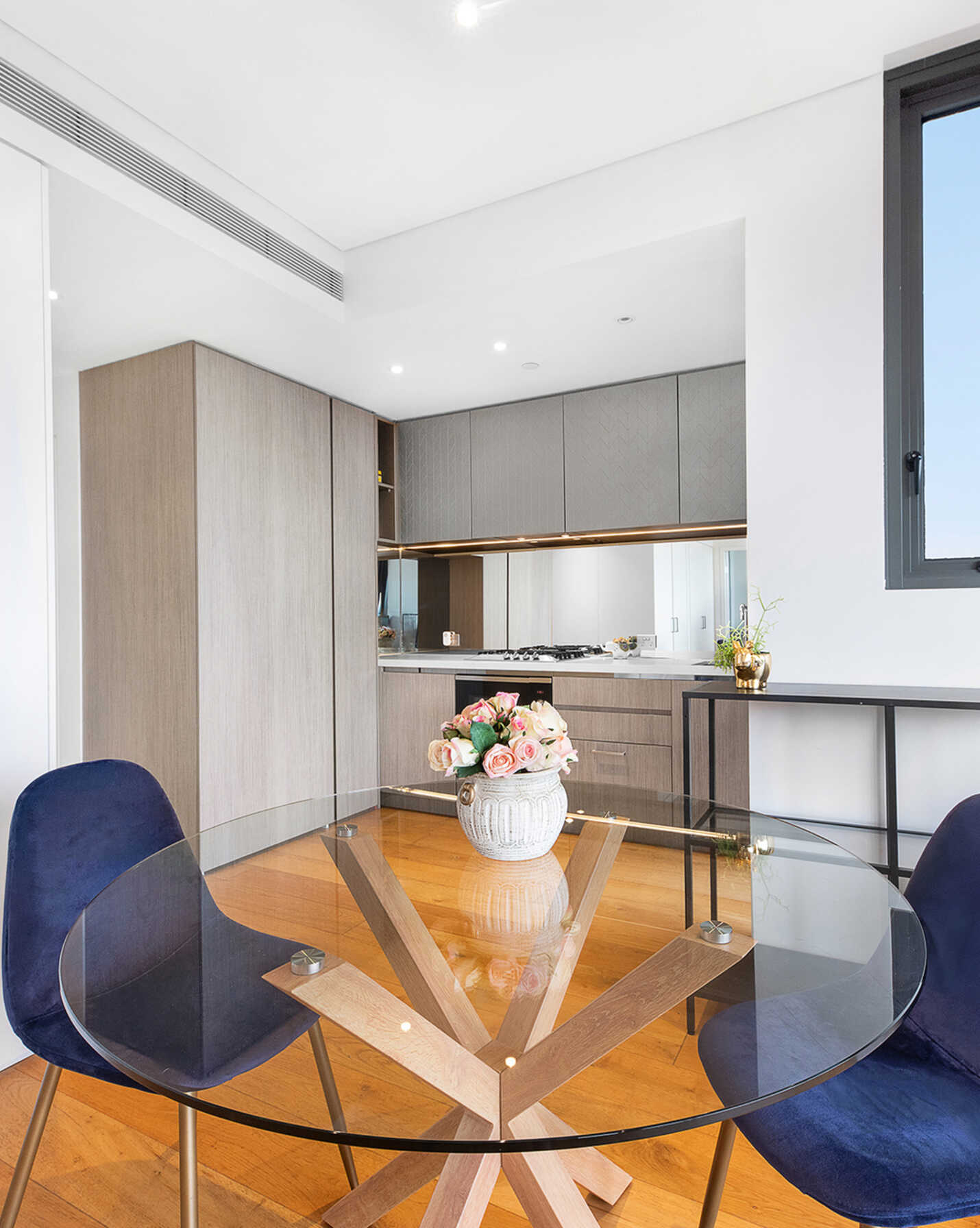 1308/225 Pacific Highway North Sydney, Sydney - Thumbnail 5