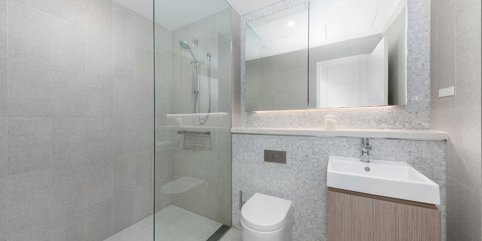 1308/225 Pacific Highway North Sydney 1308/225 Pacific Highway North Sydney
