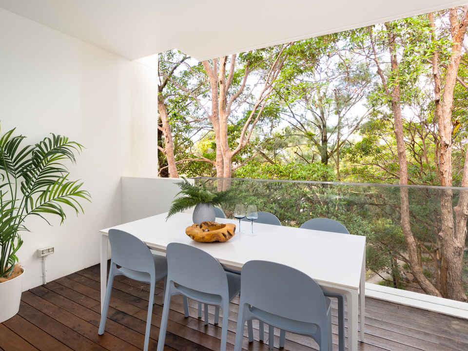 14/142-144 Francis Street Bondi Beach