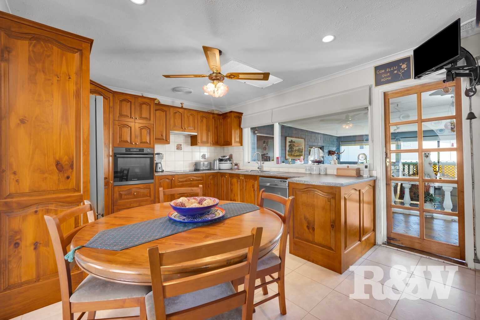 10 Tremlow Crescent Ambarvale 10 Tremlow Crescent Ambarvale