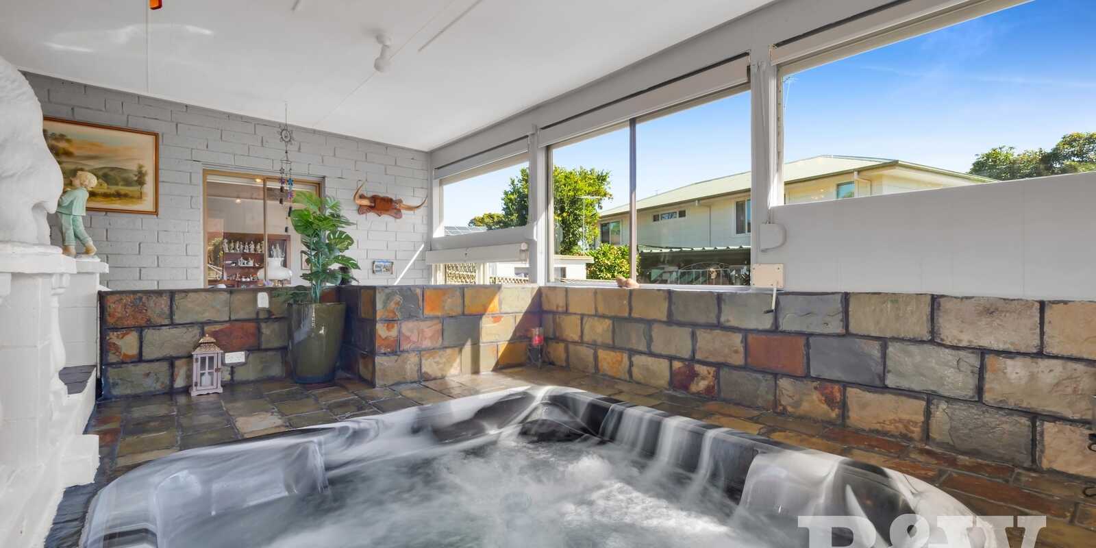 10 Tremlow Crescent Ambarvale 10 Tremlow Crescent Ambarvale