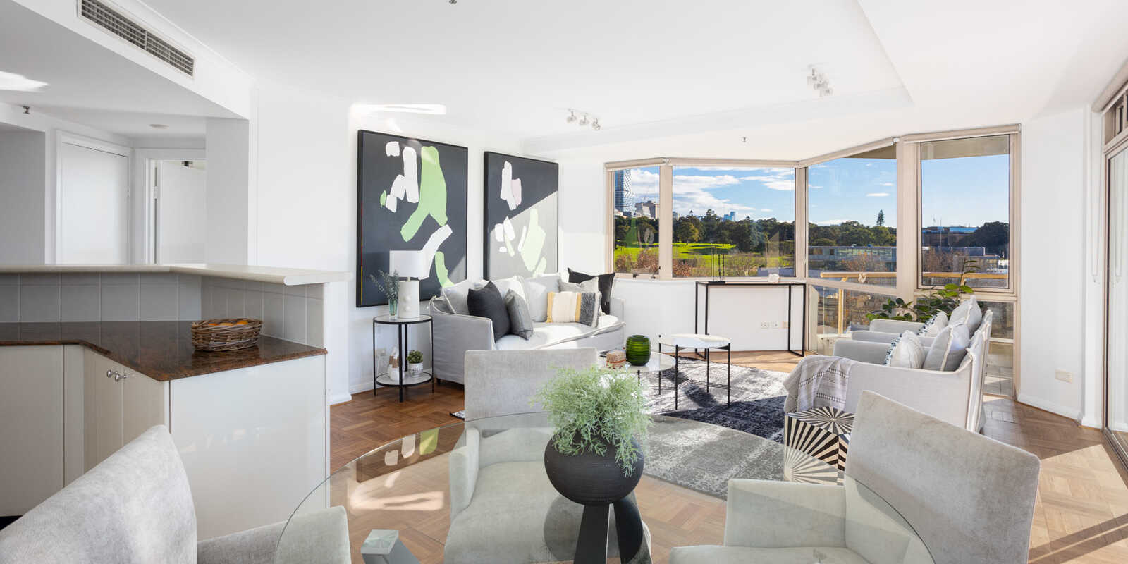 611/63 Crown Street Woolloomooloo