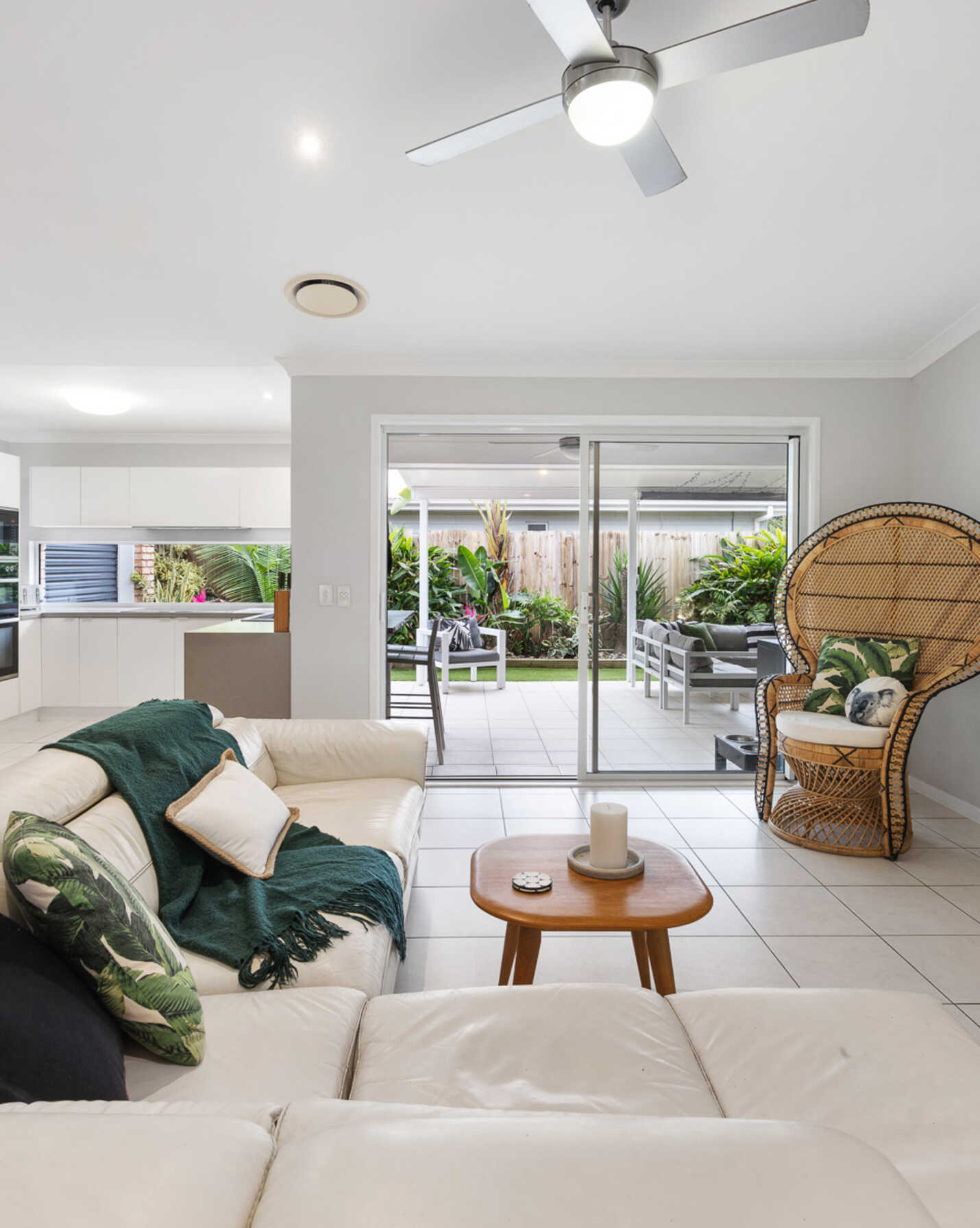 2205 David Low Way Peregian Beach, Beach - Thumbnail 3