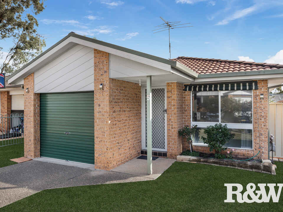 5 Athena Court St Clair