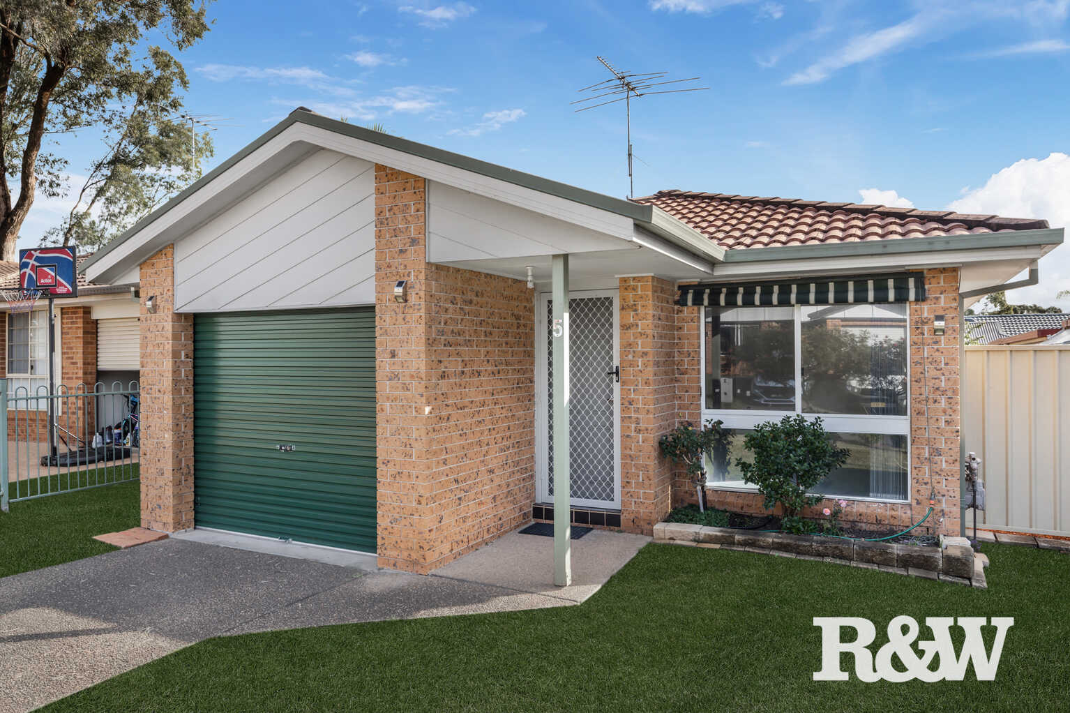 5 Athena Court St Clair 5 Athena Court St Clair