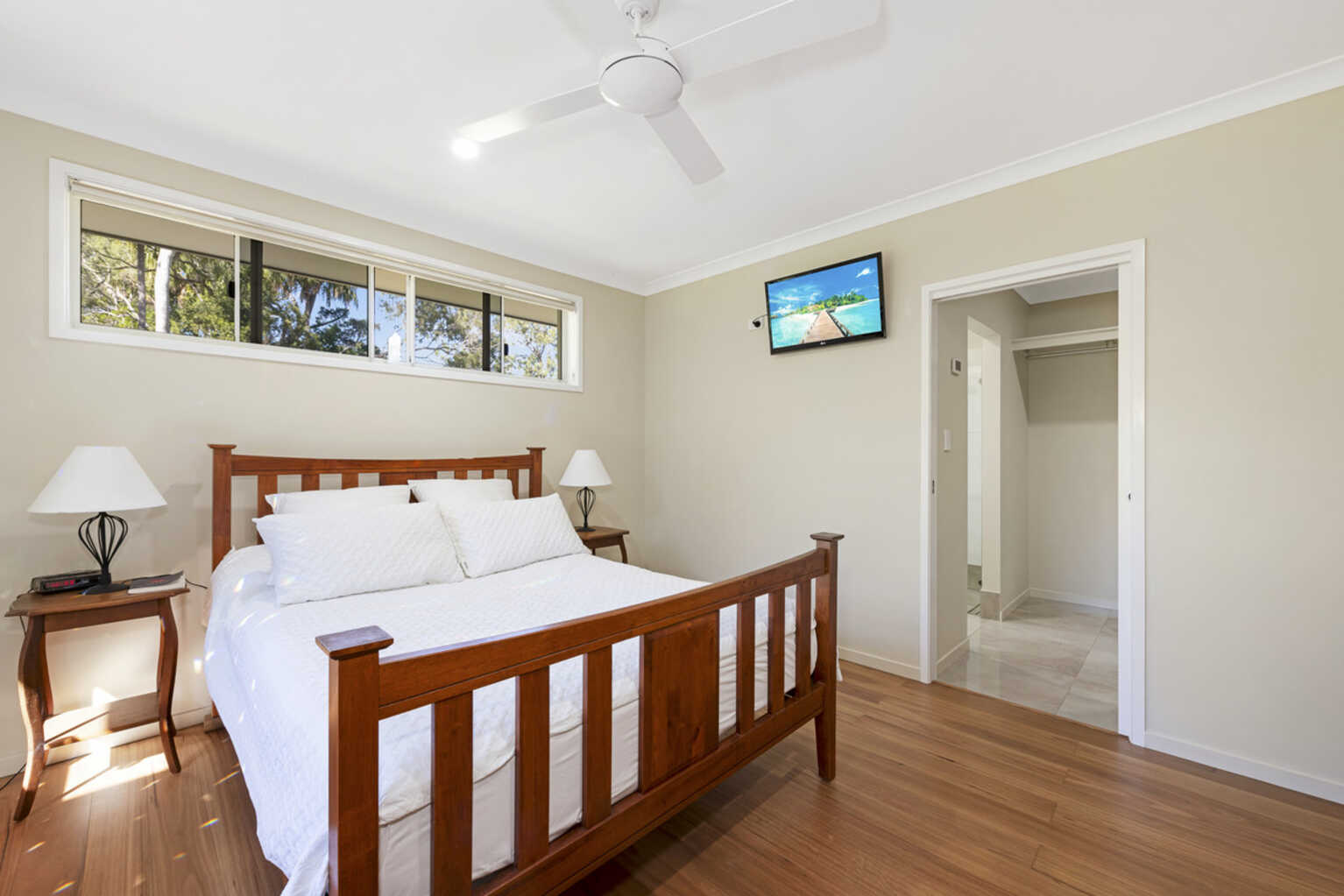 17 Woodlands Lane Moore Park Beach 17 Woodlands Lane Moore Park Beach