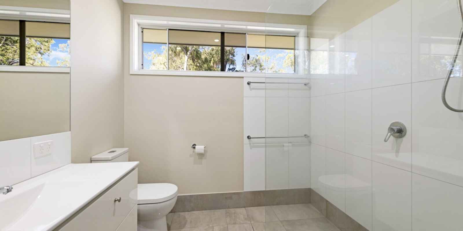 17 Woodlands Lane Moore Park Beach 17 Woodlands Lane Moore Park Beach
