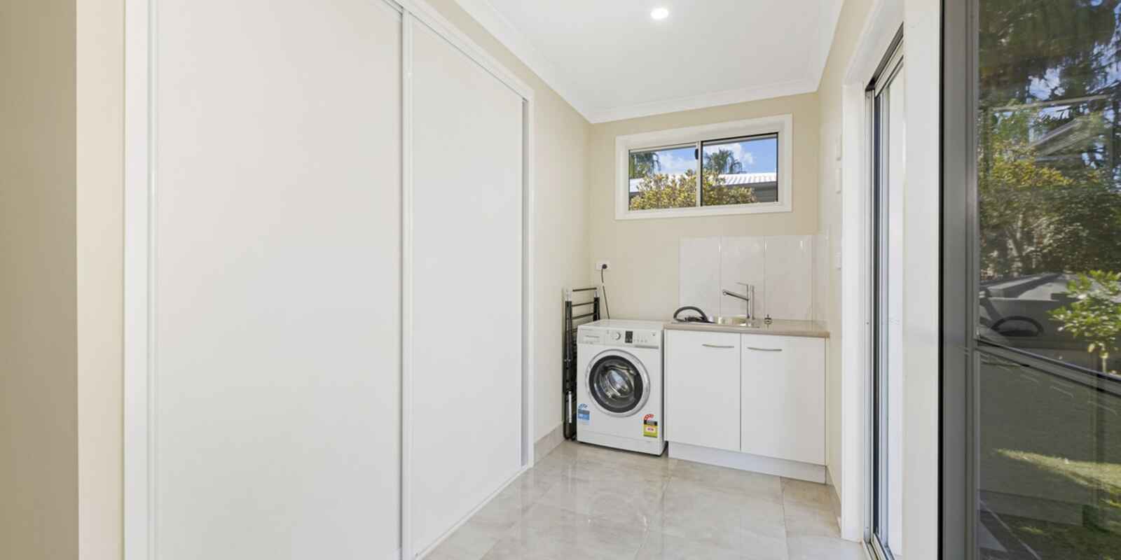 17 Woodlands Lane Moore Park Beach 17 Woodlands Lane Moore Park Beach