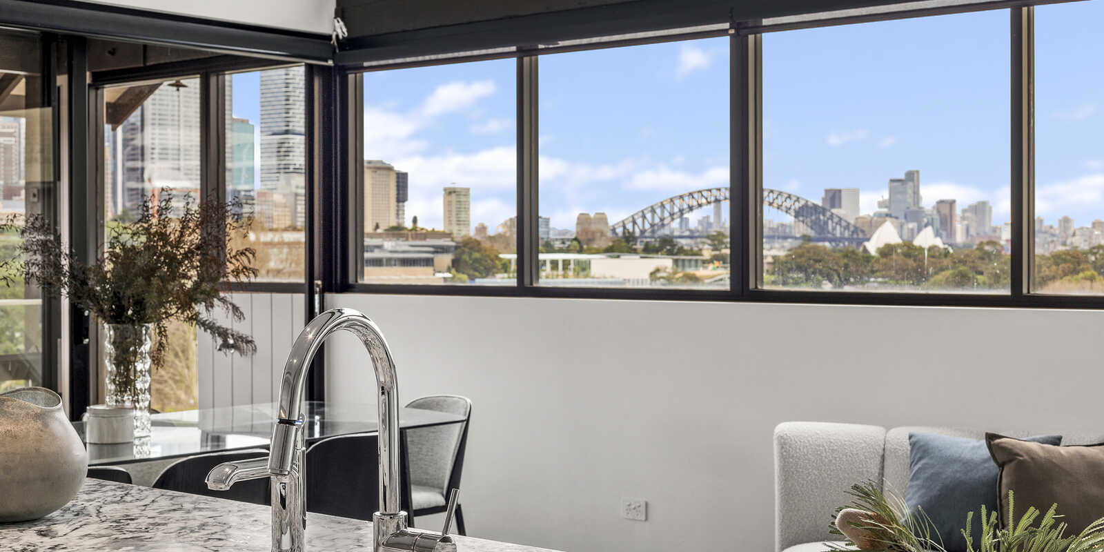 309/161 Brougham Street Potts Point 309/161 Brougham Street Potts Point