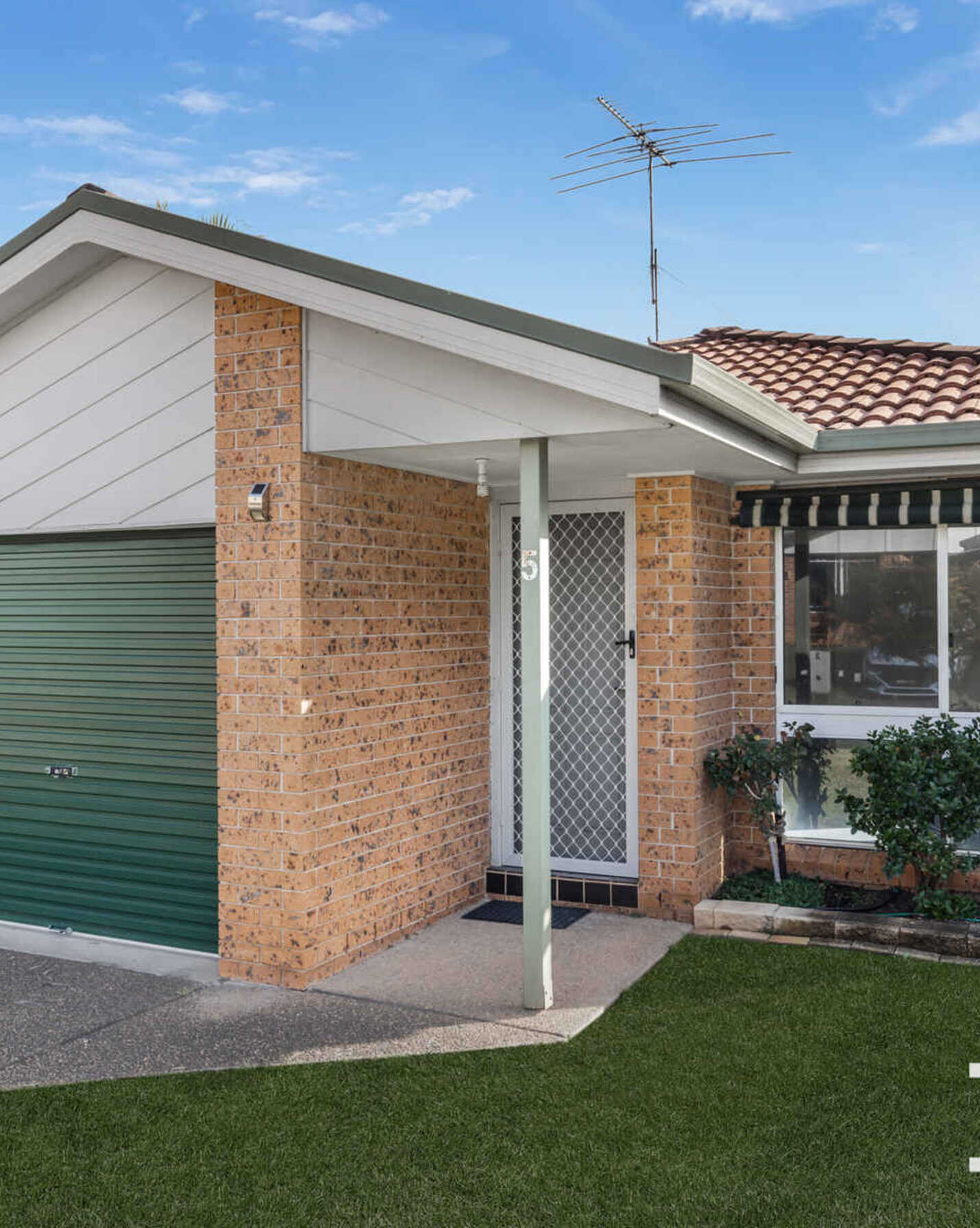 5 Athena Court, St Clair - Thumbnail 2