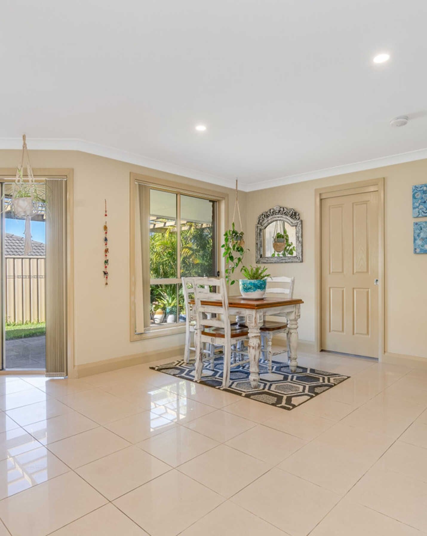 2/293 Pacific Highway Belmont North, North - Thumbnail 2