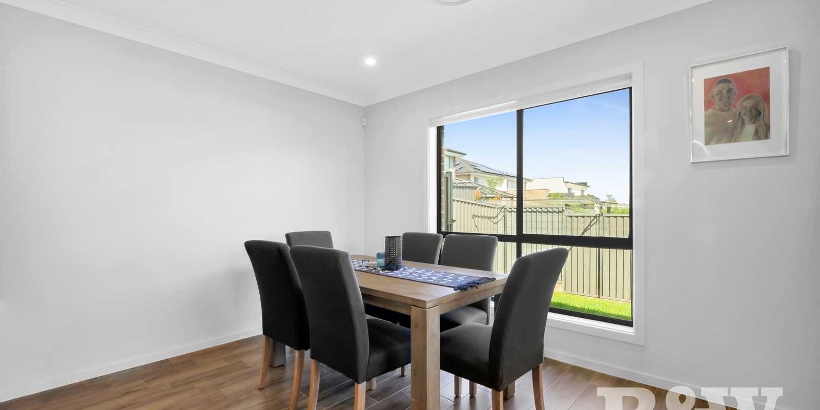 25B Evans Street Oran Park