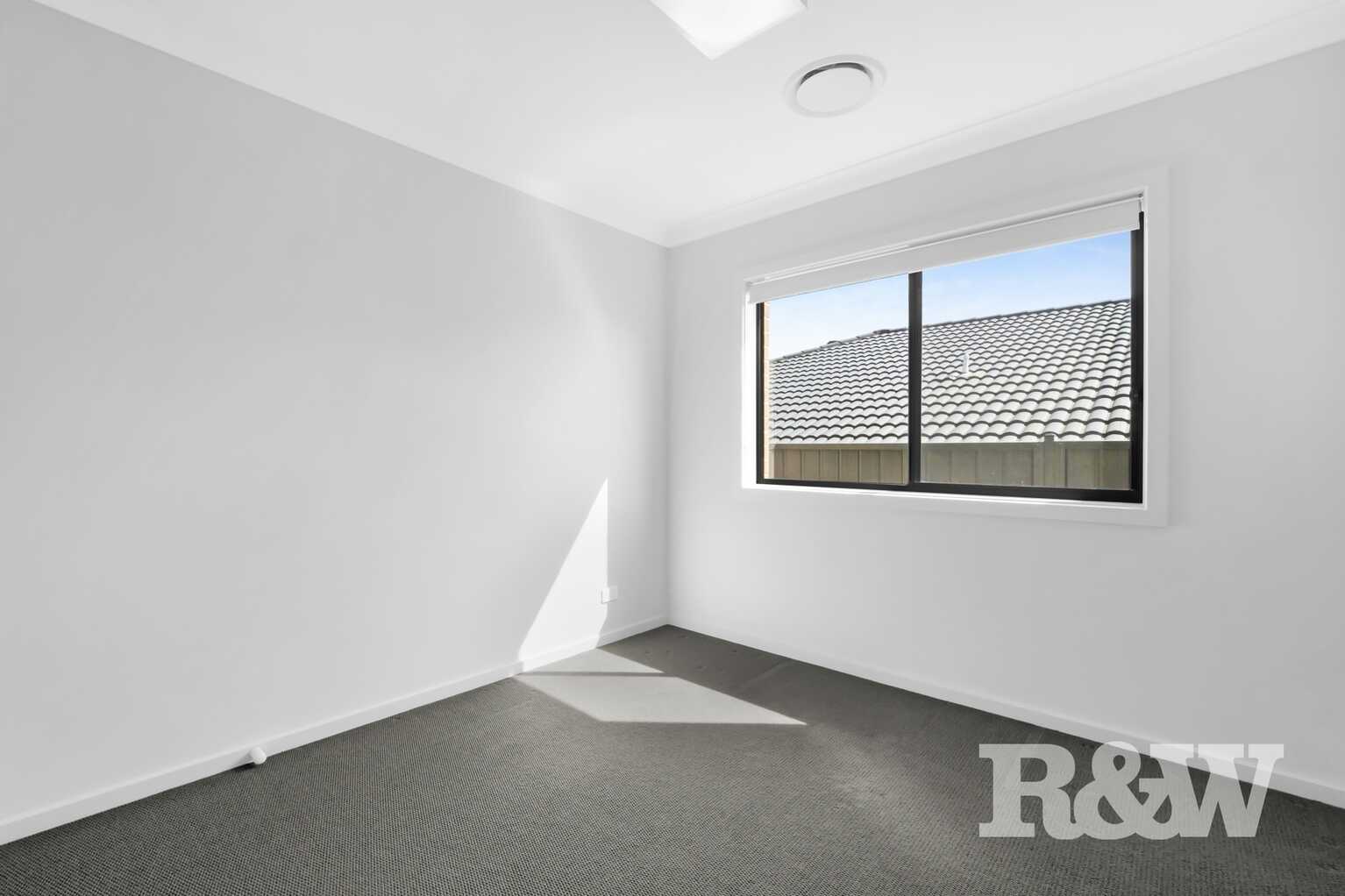 25B Evans Street Oran Park