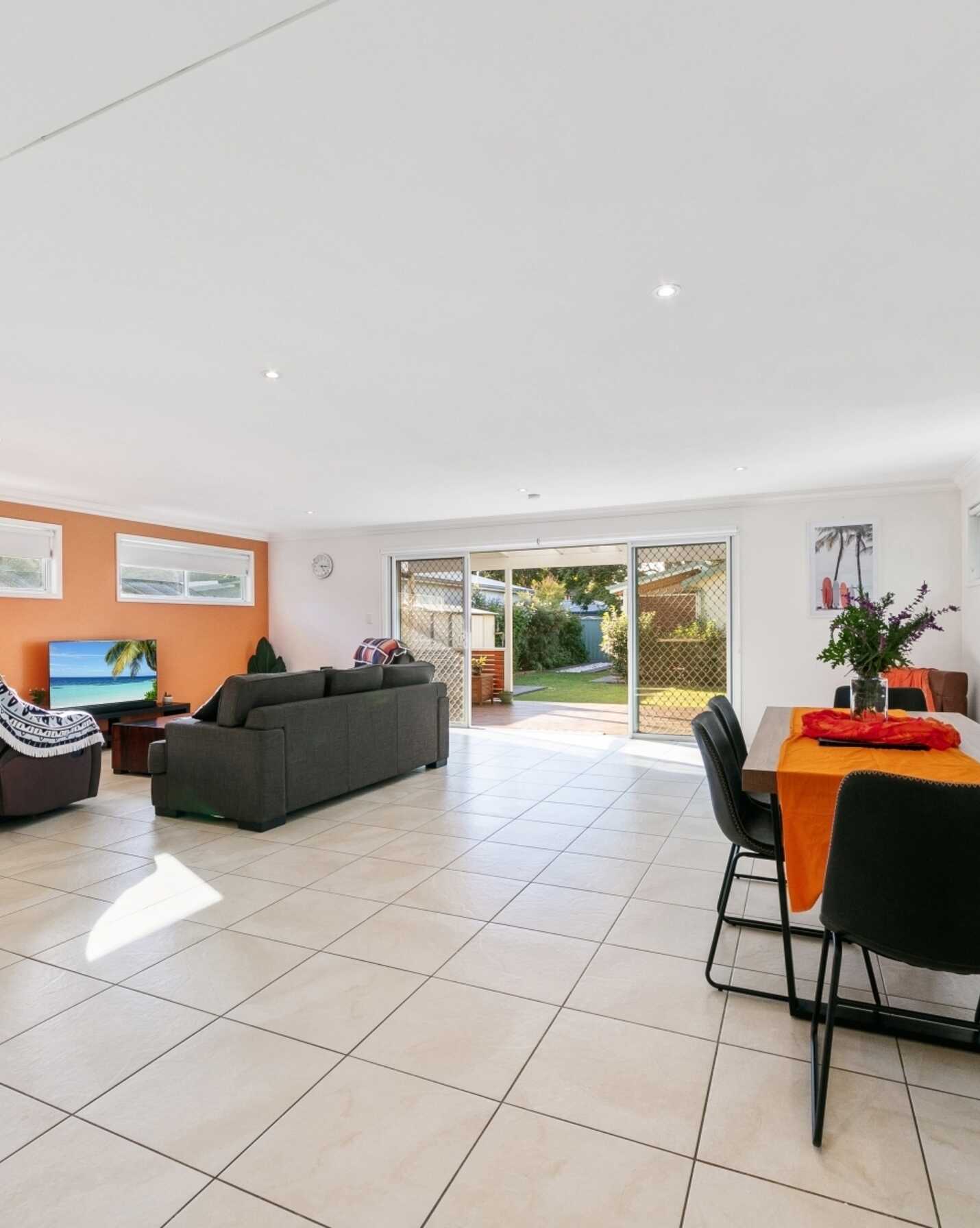 73 Hobart Avenue Umina Beach, Beach - Thumbnail 6