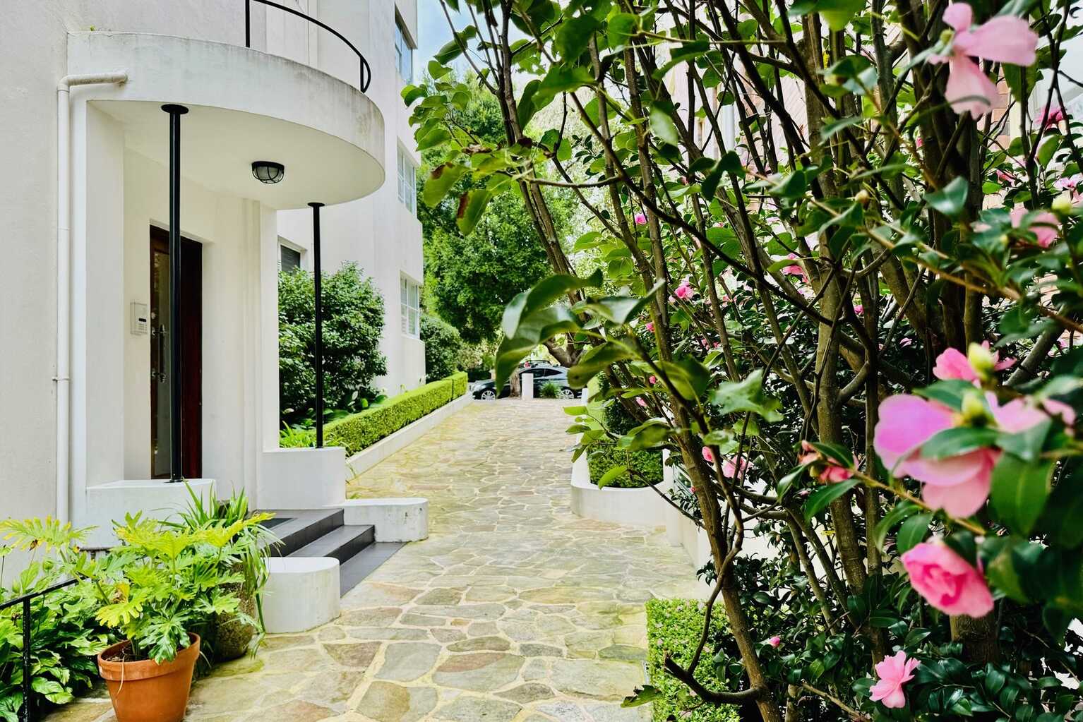 1/96 Elizabeth Bay Road Elizabeth Bay 1/96 Elizabeth Bay Road Elizabeth Bay
