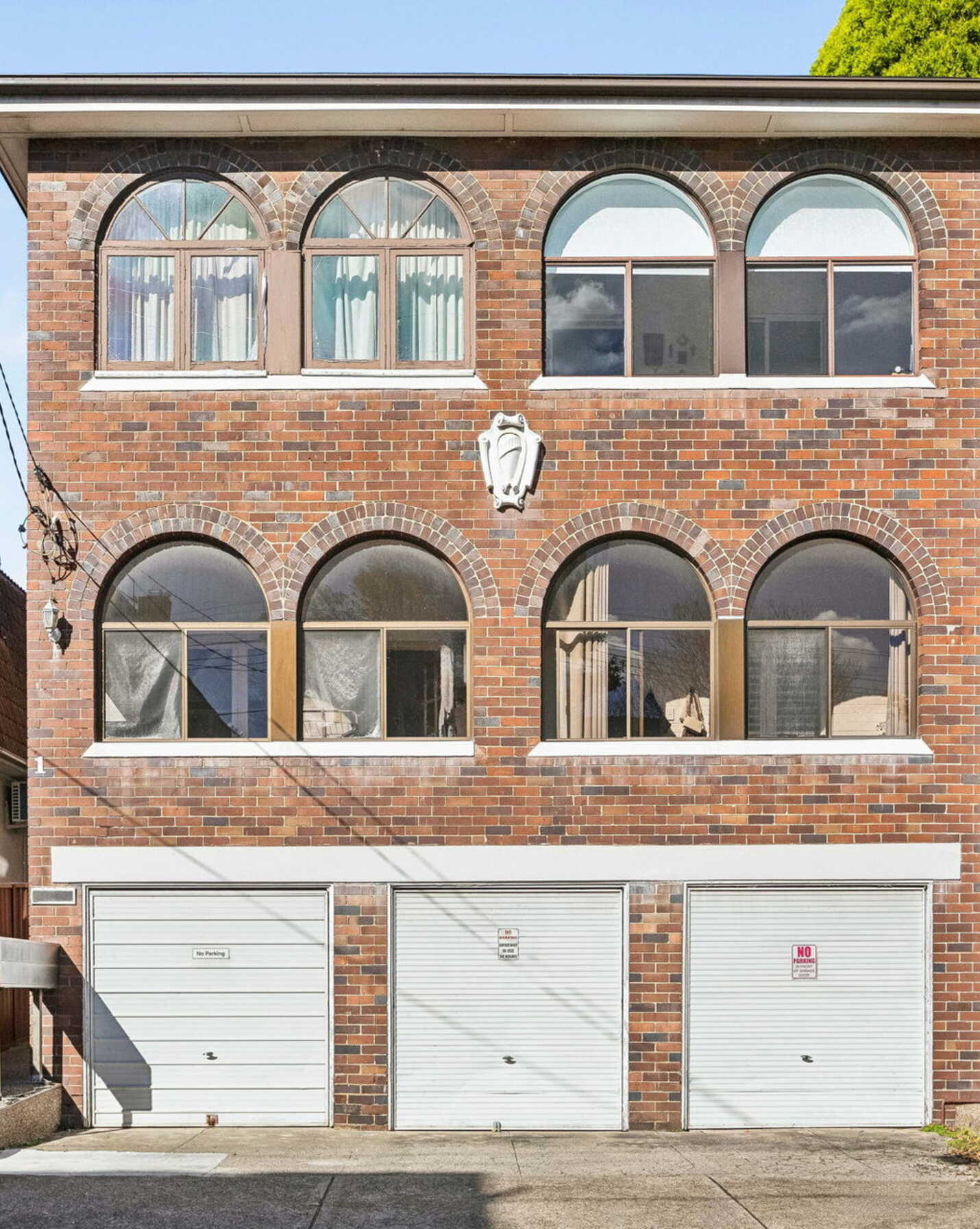 1/1 Ben Eden Street Bondi Junction, Junction - Thumbnail 3