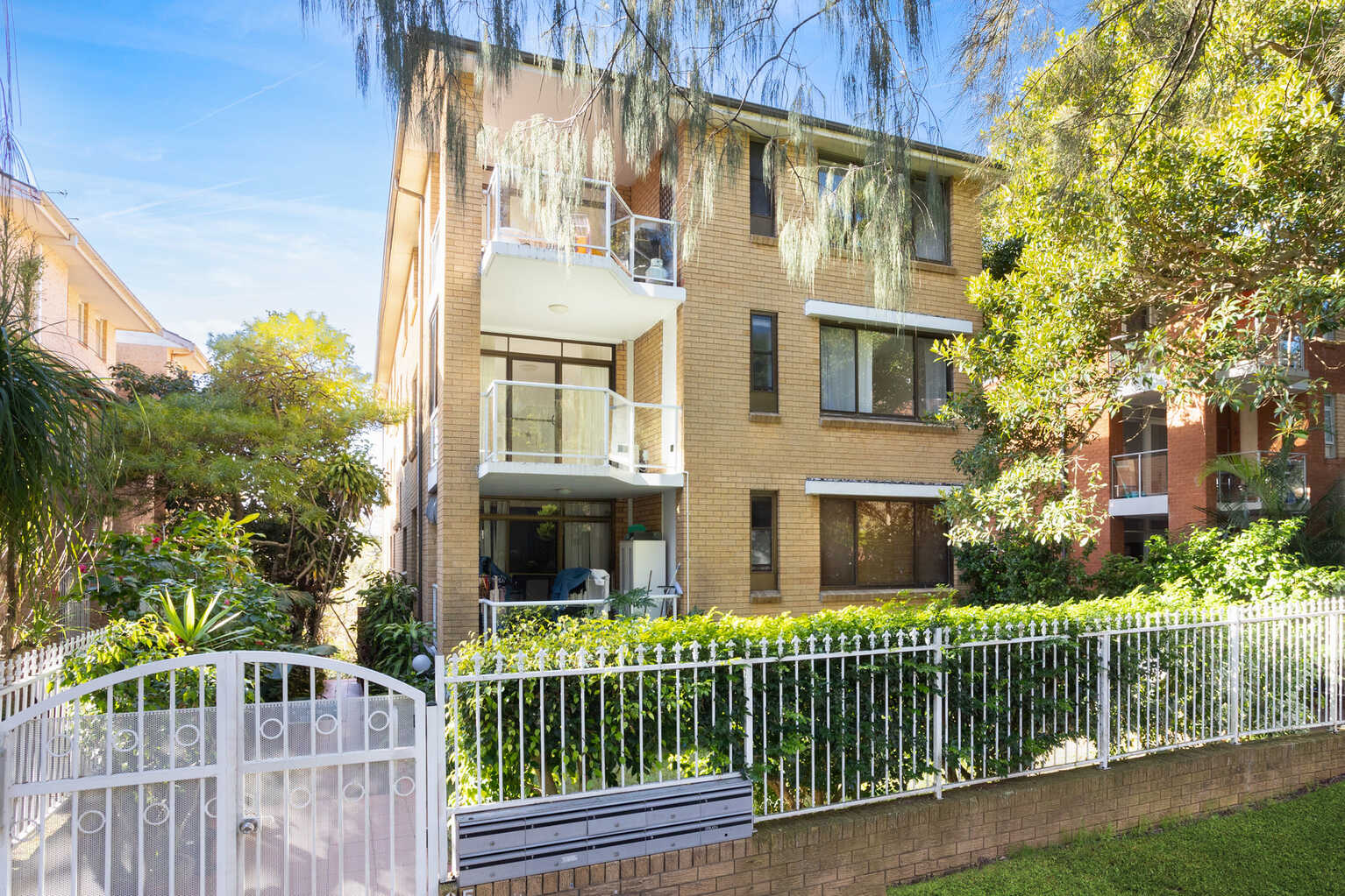 2/35 Francis Street Bondi Beach 2/35 Francis Street Bondi Beach