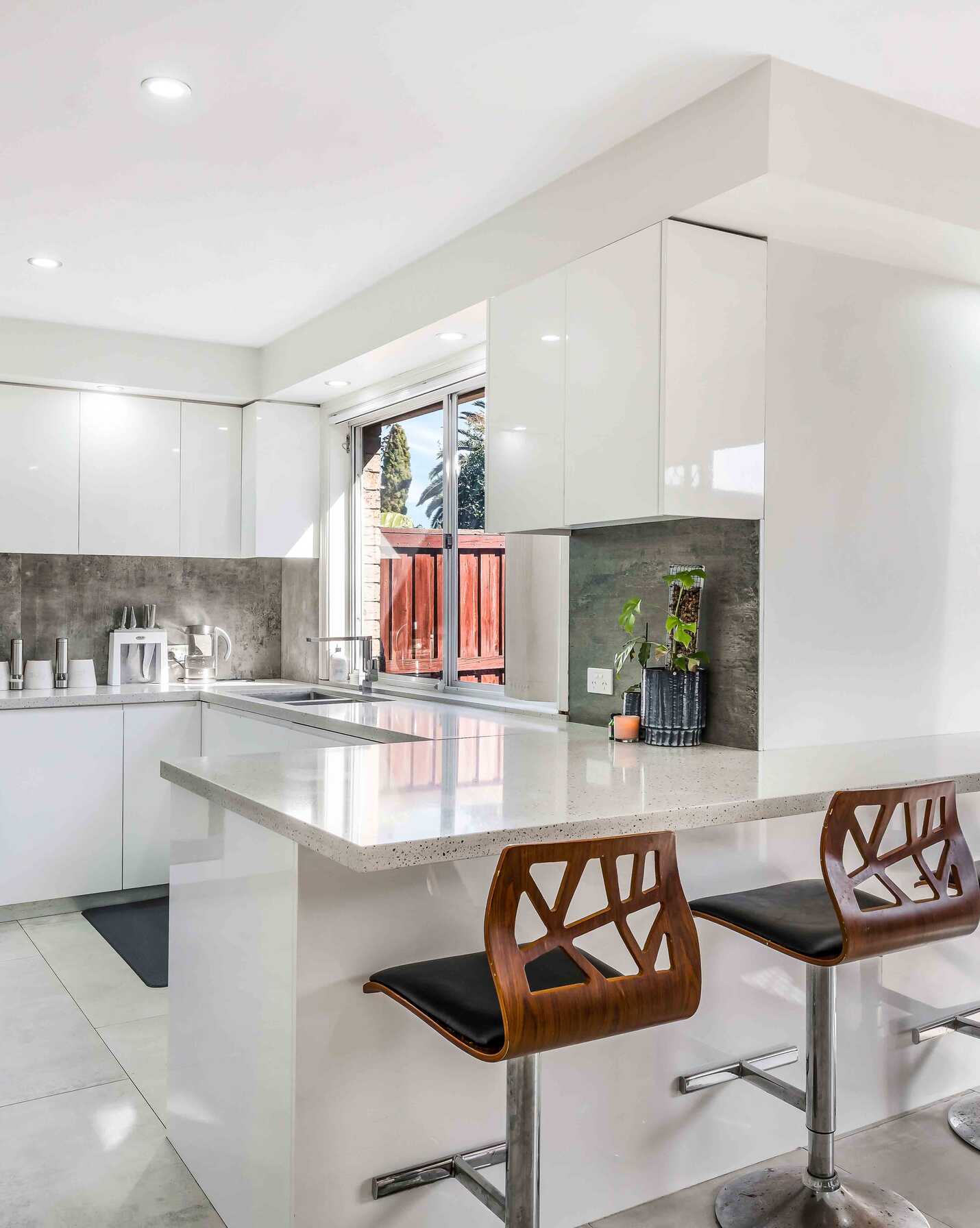 9/12 Heron Place Hinchinbrook, Hinchinbrook - Thumbnail 3