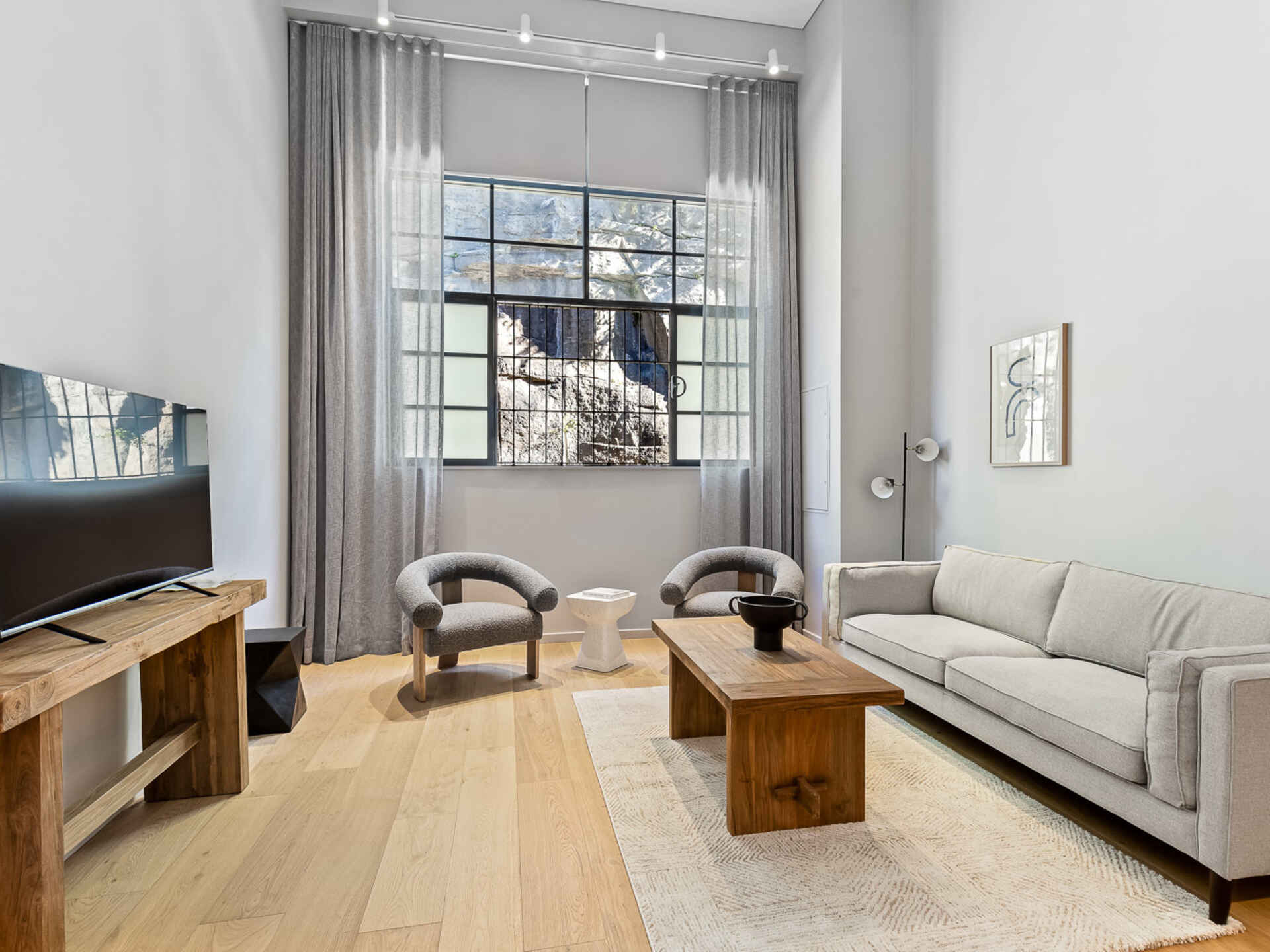 6/48-64 Wentworth Park Road Glebe